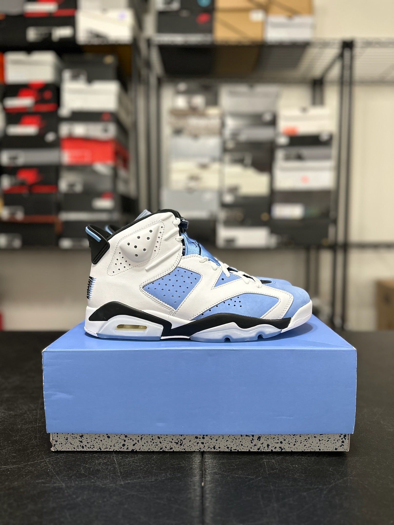 Size 10.5 - J6 UNC White DS