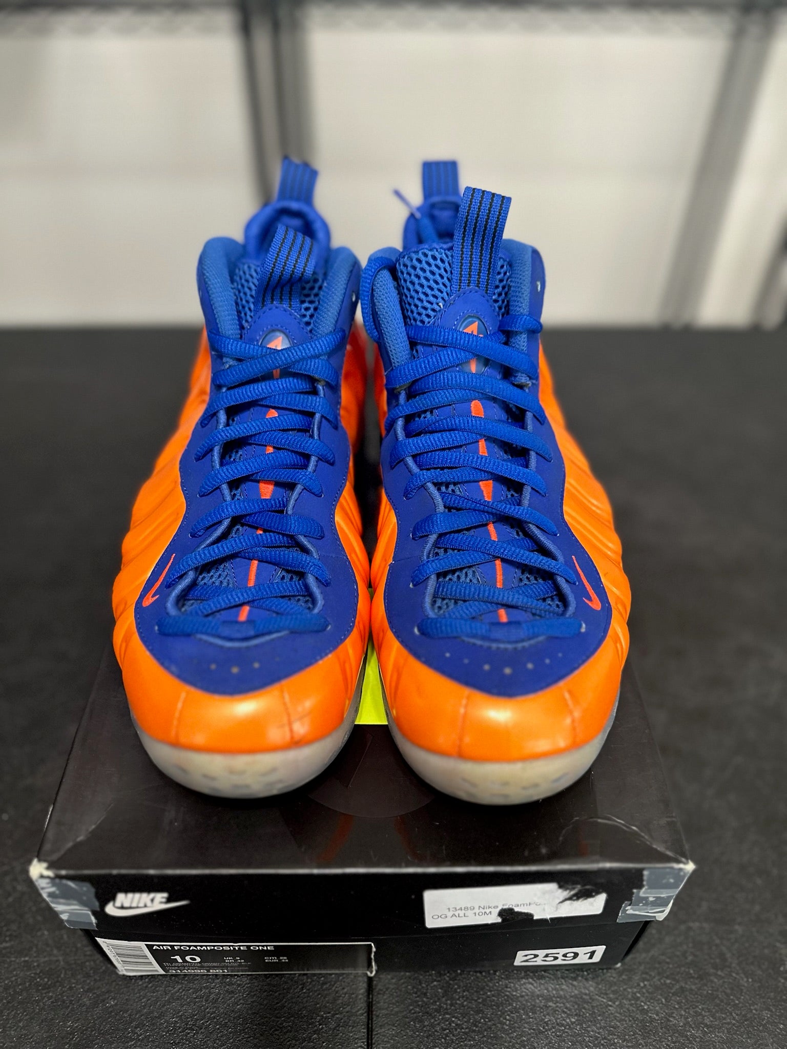Size 10 - Foamposite 1 Knicks