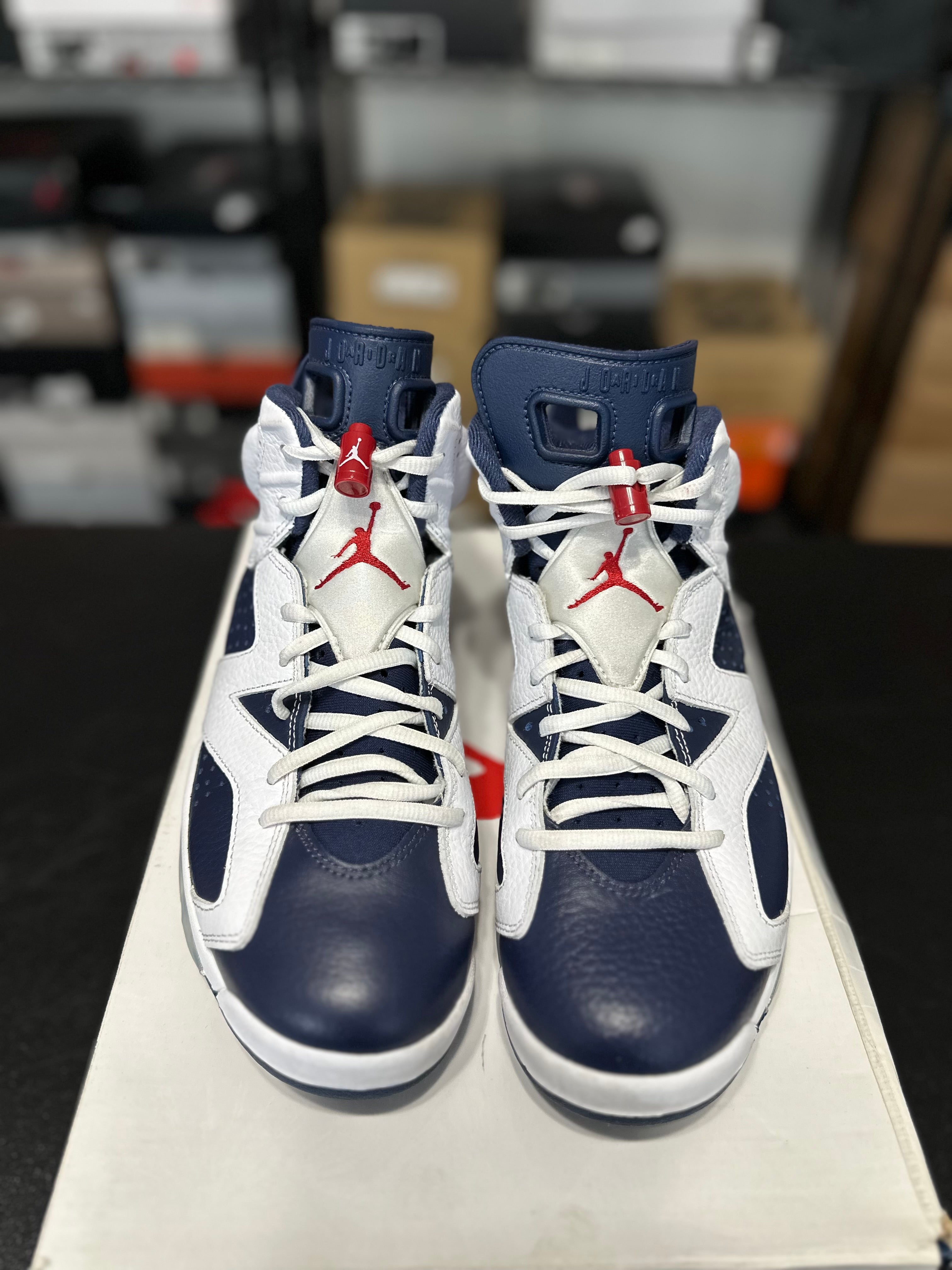 Size 8.5 - J6 Olympic