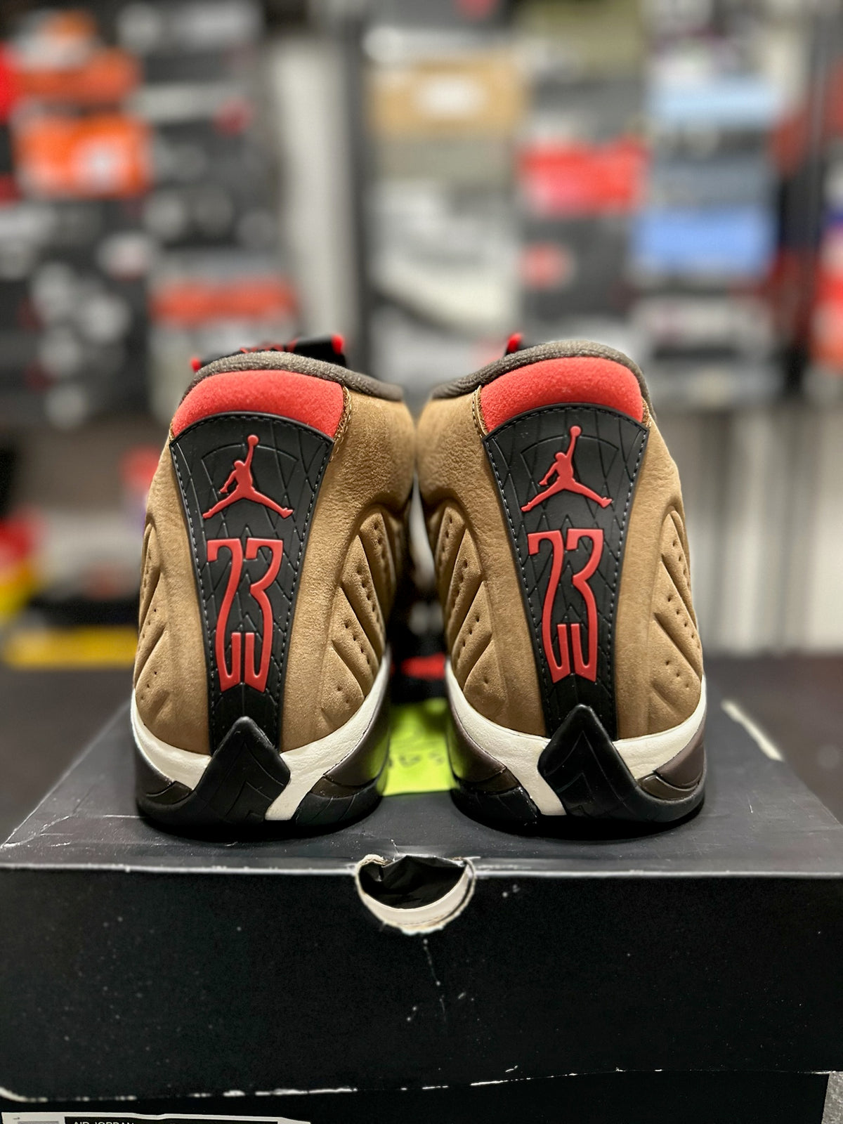Size 9 - j14 winterized archaeo brown