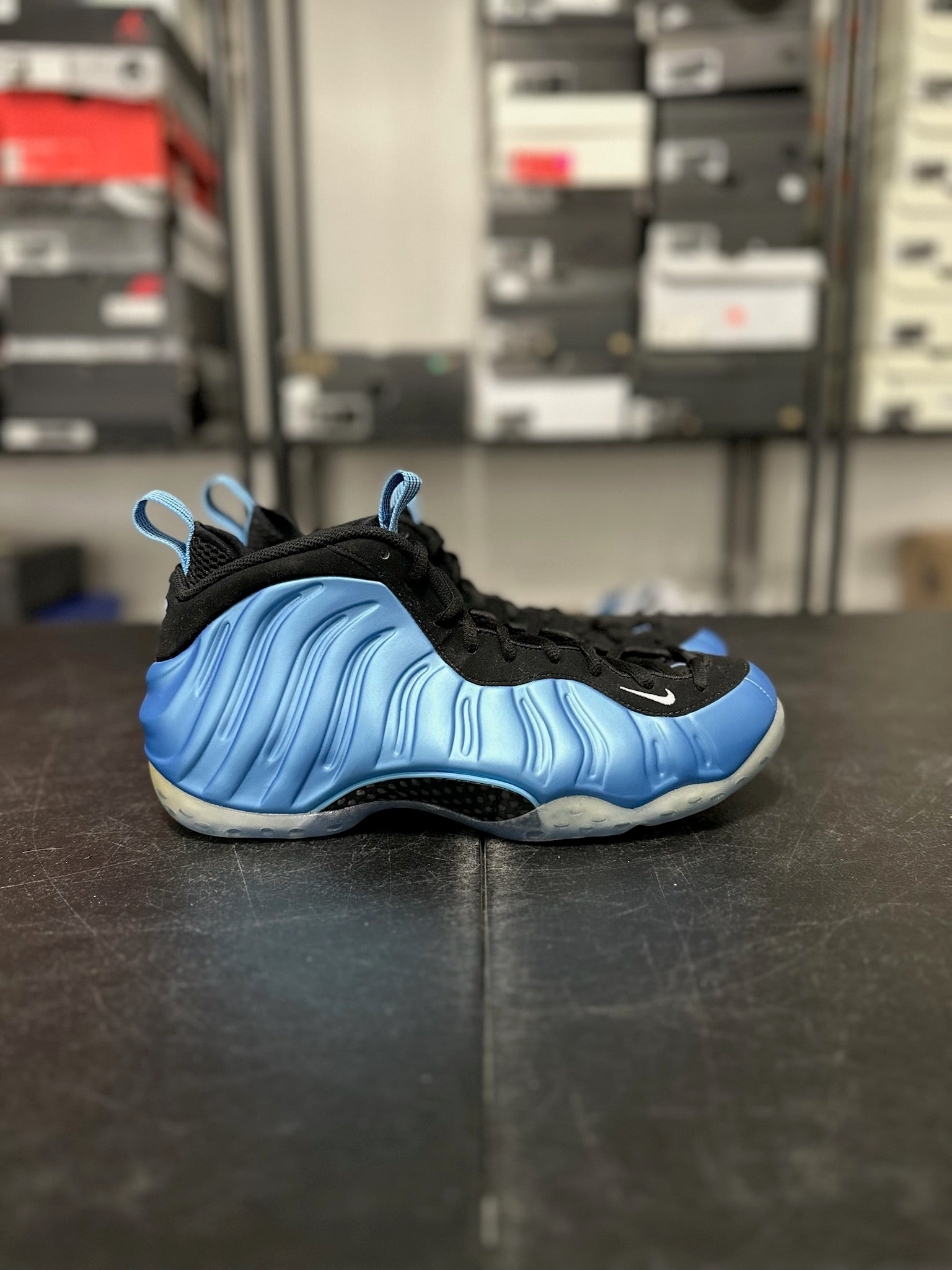 Size 10.5 - Foamposite 1 University Blue DS