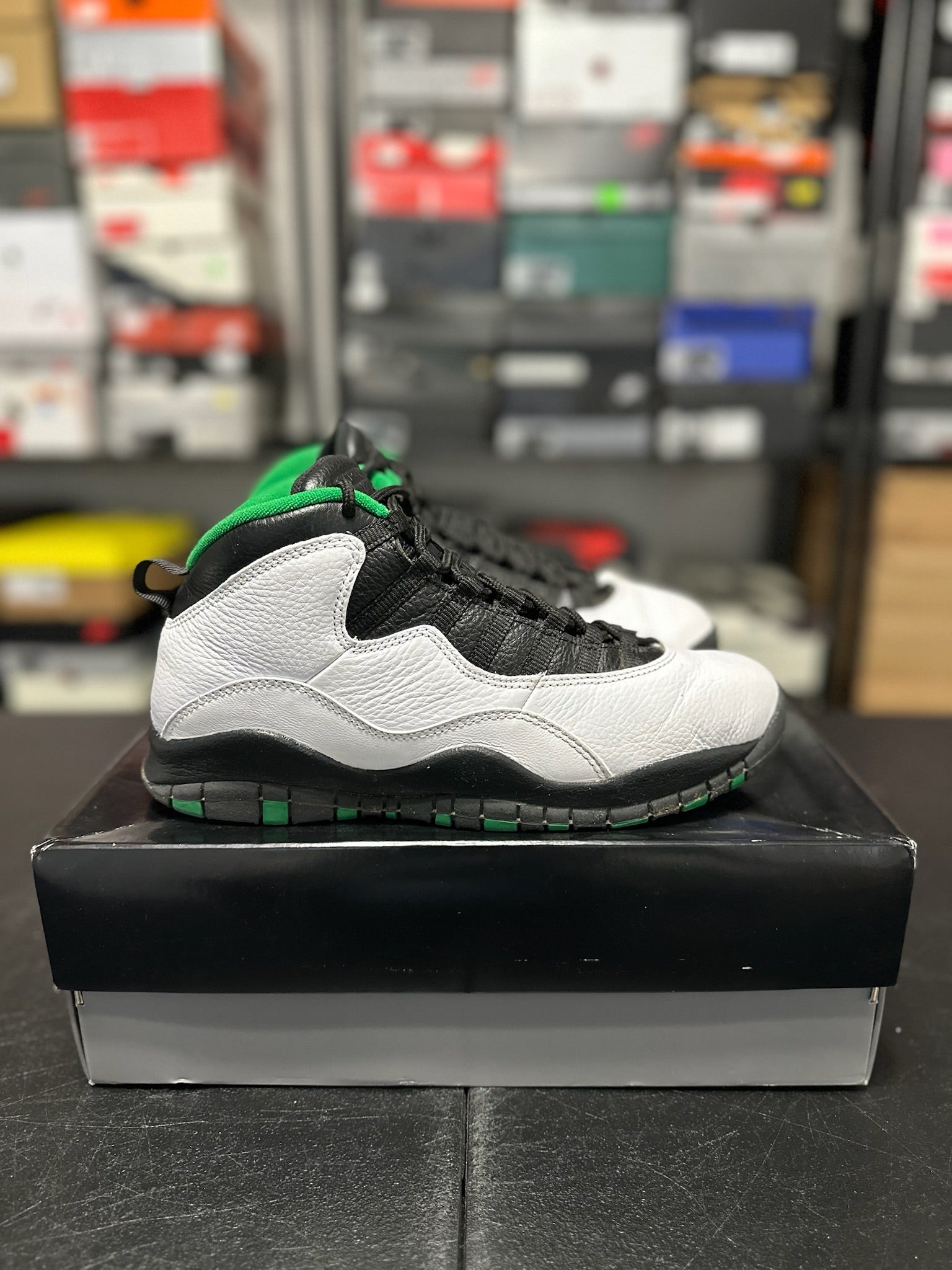 Size 9 - J10 Seattle