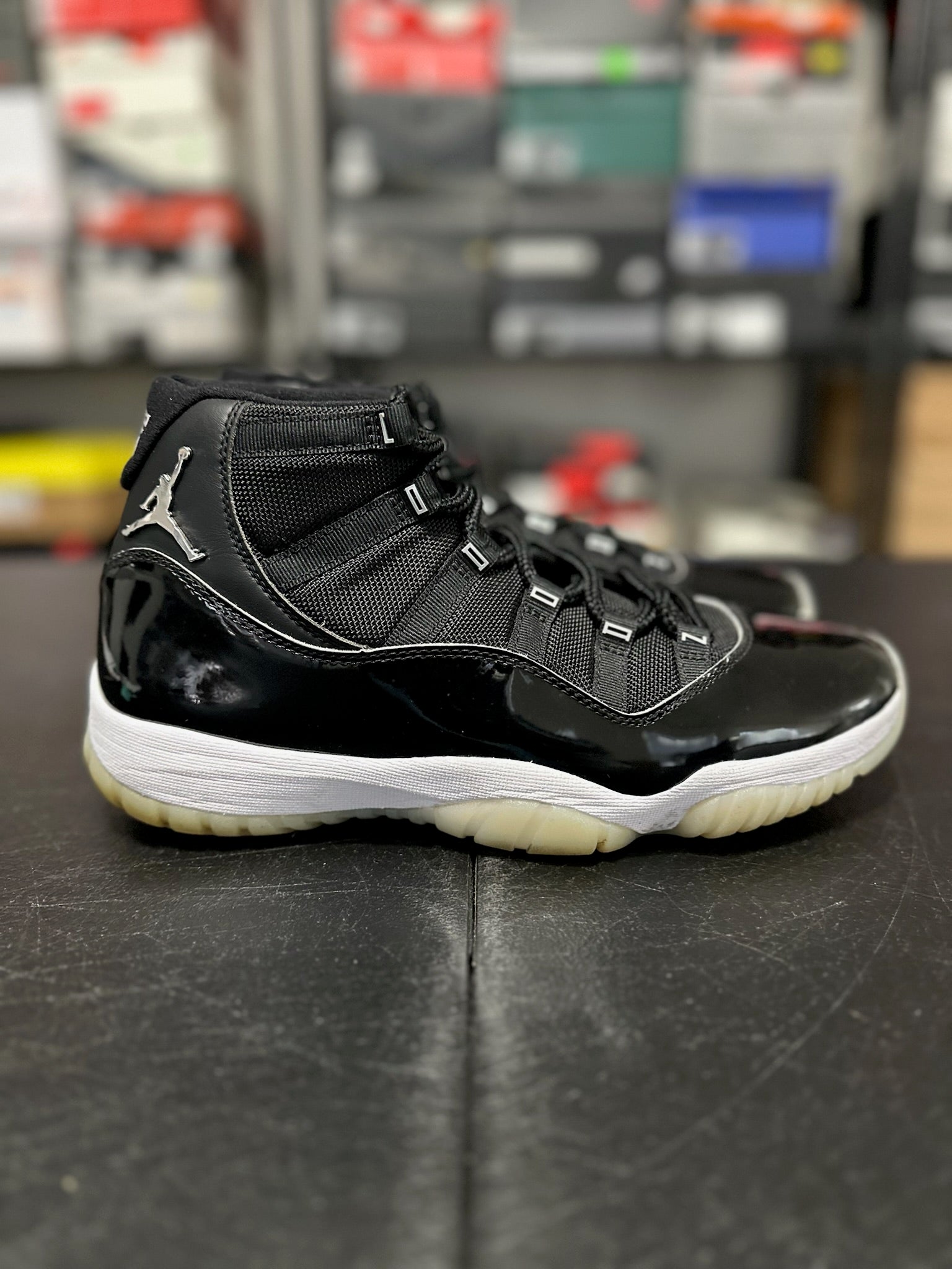 Size 10 - J11 Jubilee 25th Anniversary