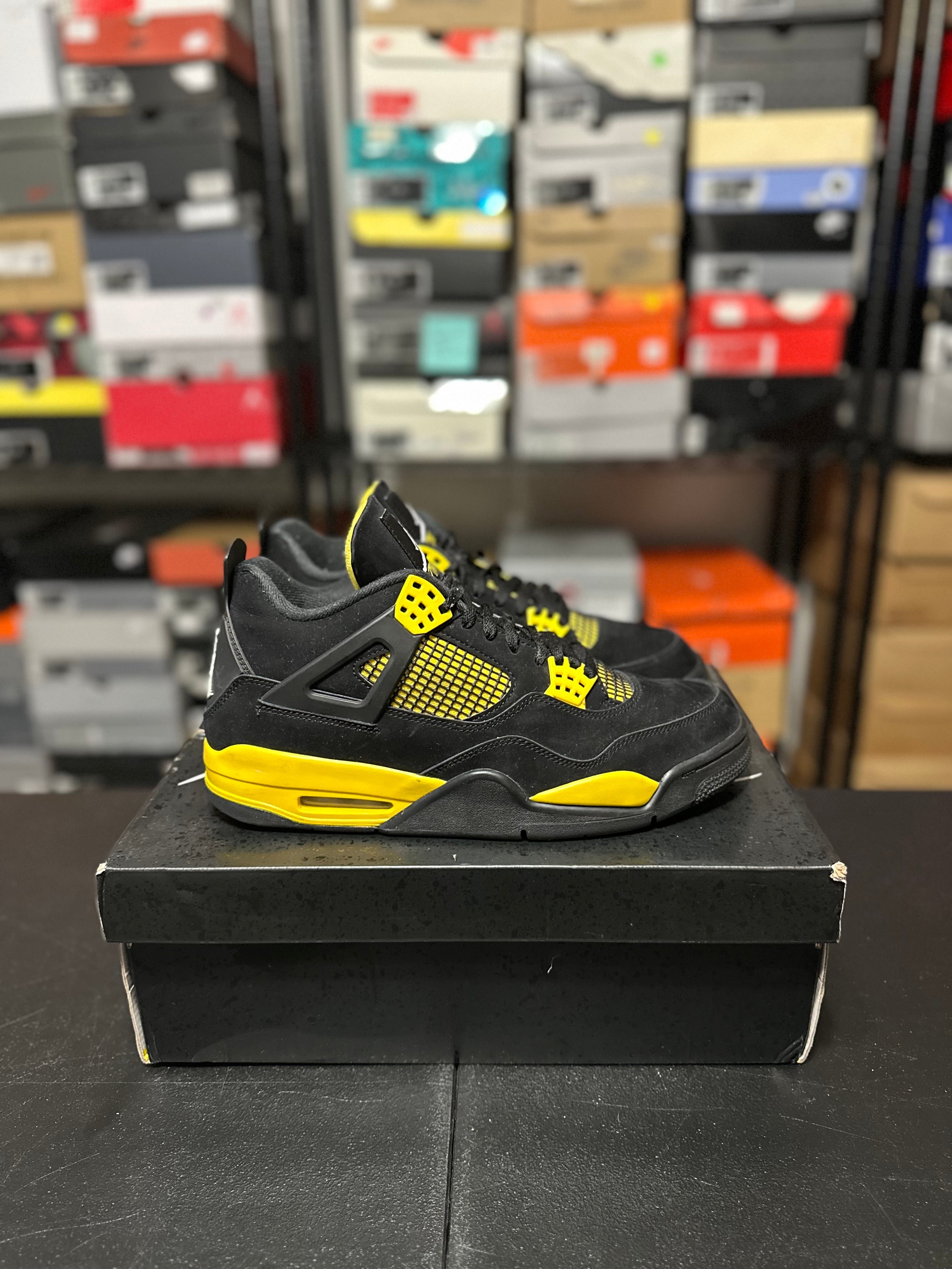 Size 12 - J4 yellow Thunder