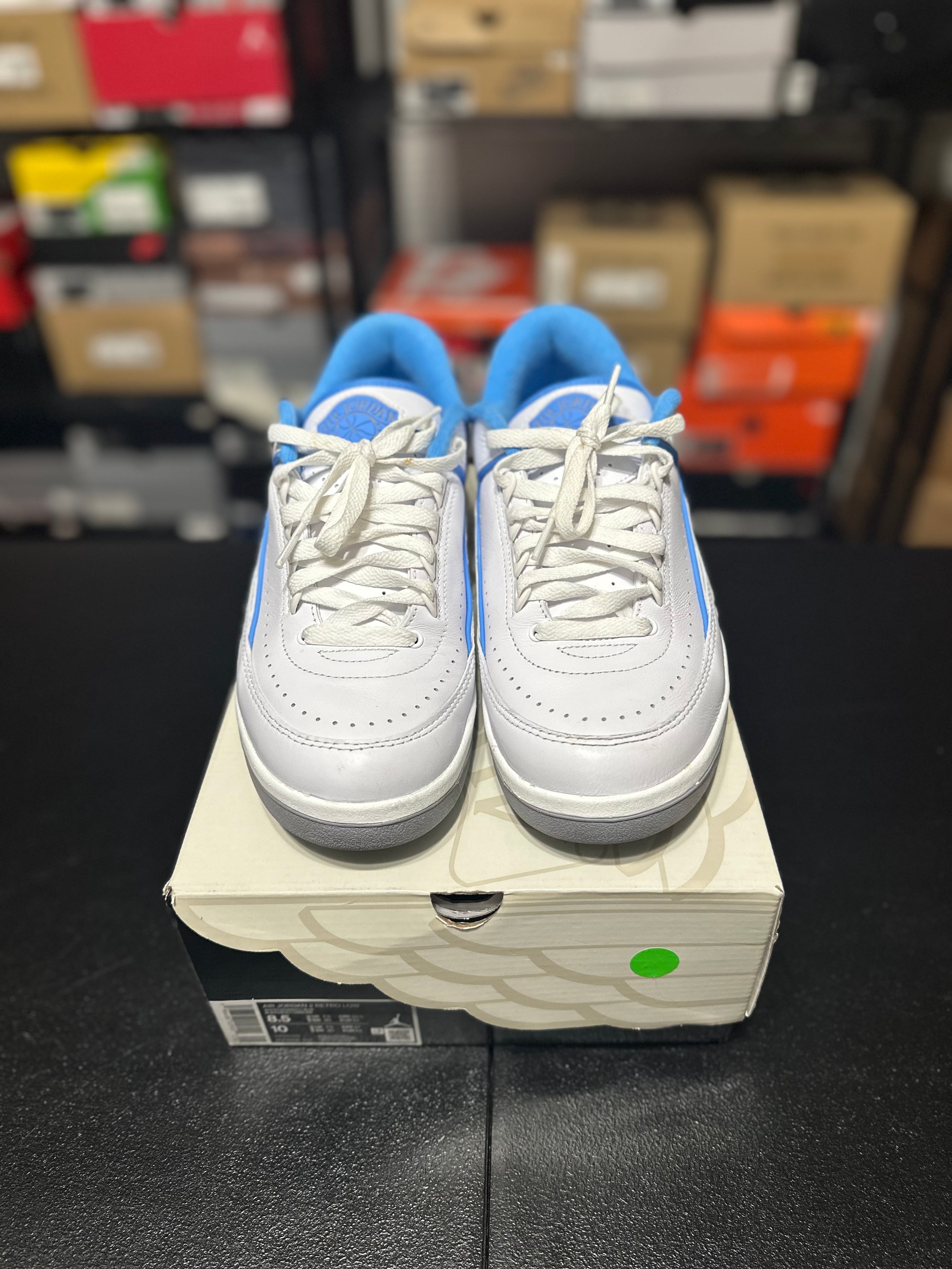 Size 8.5 - J2 low unc