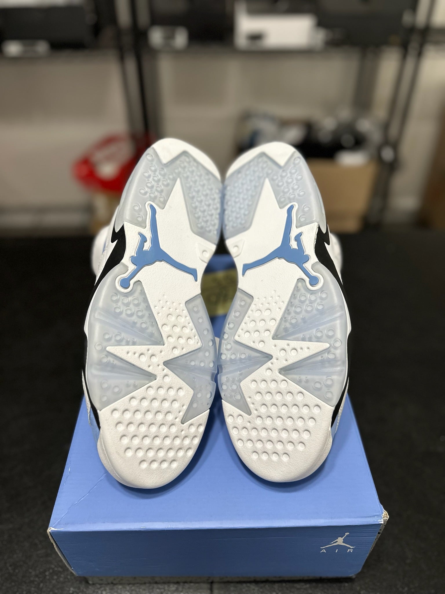Size 10.5 - J6 UNC White DS
