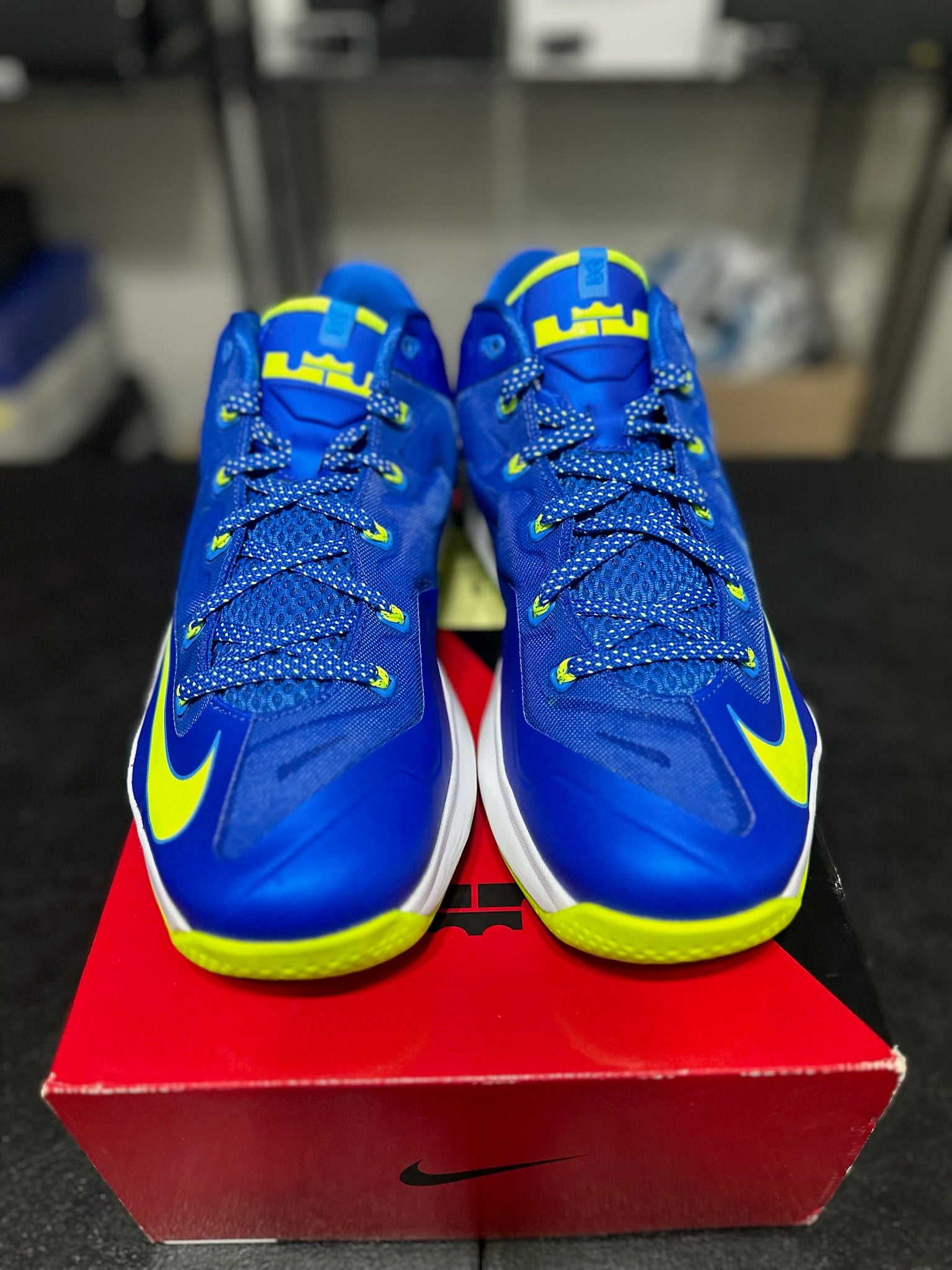 Size 10.5 - LeBron 11 Low Sprite