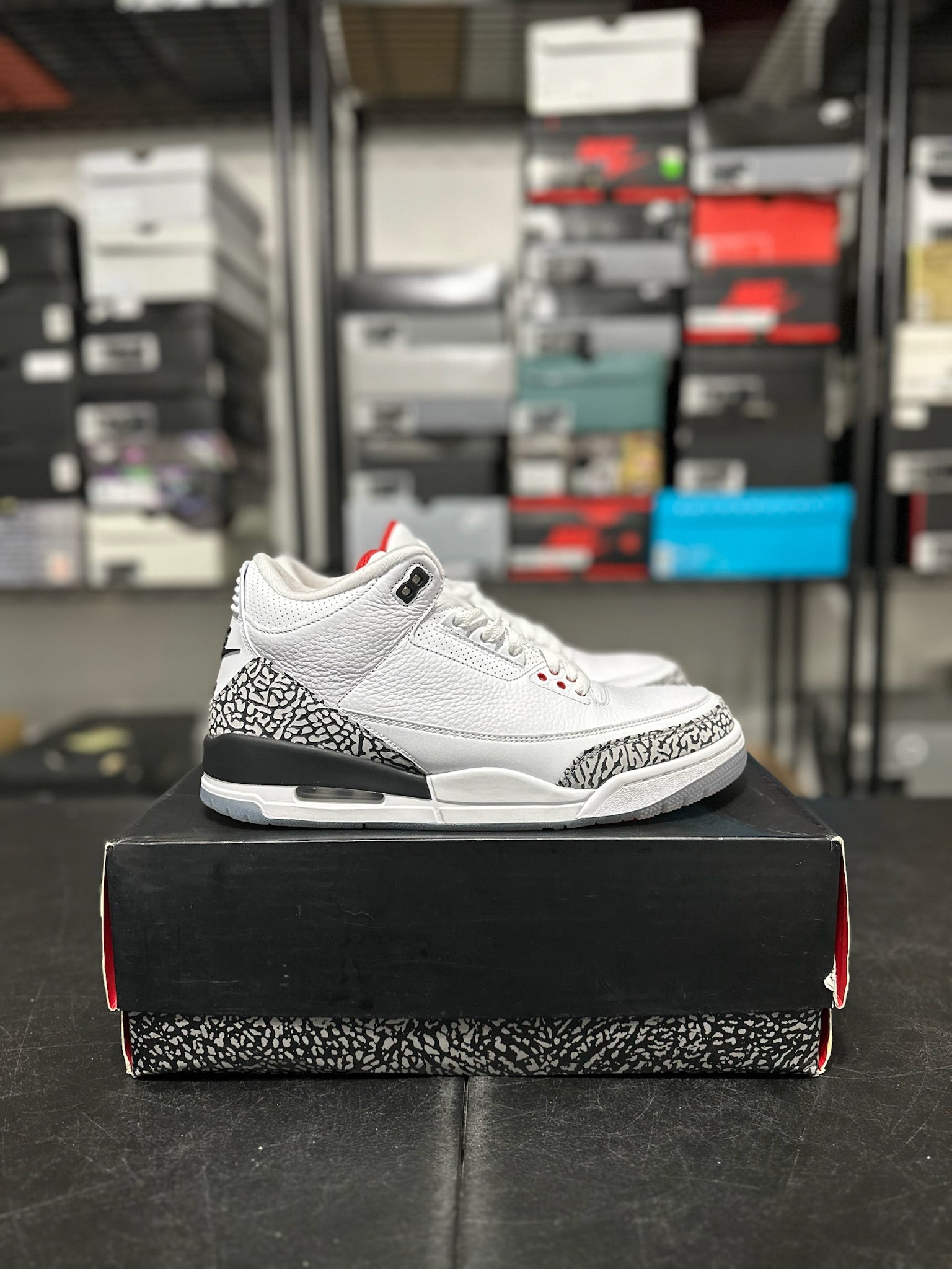 Size 10.5 - J3 Free Throw Line White Cement