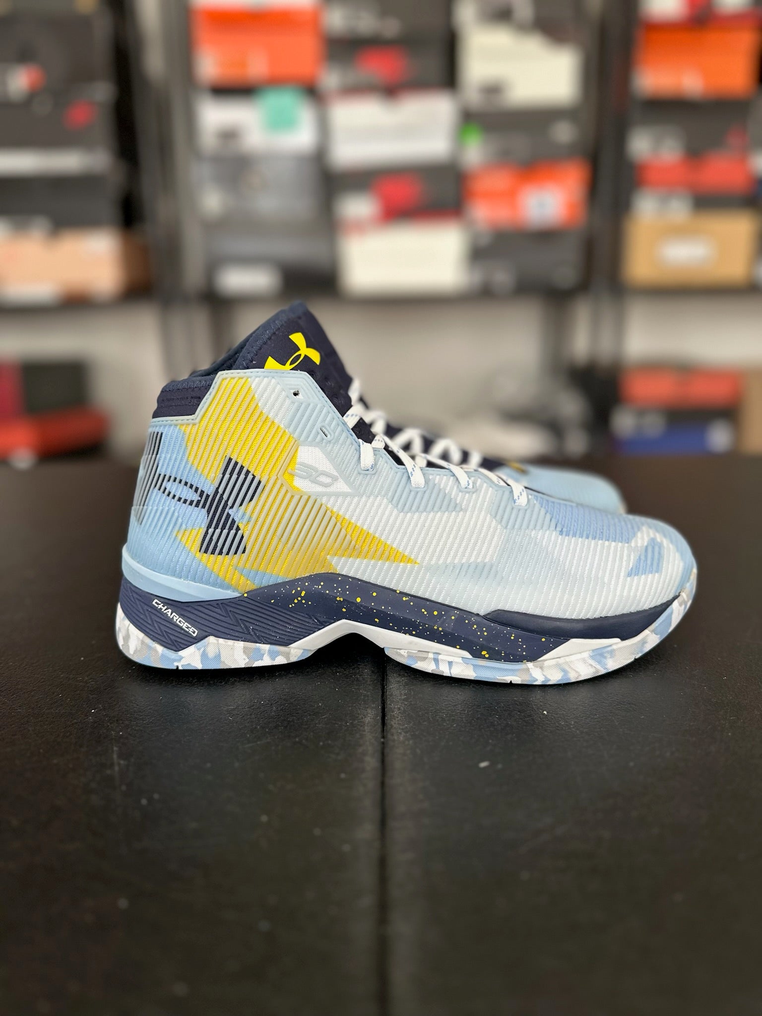 Size 9.5 - Curry 2.5 Navy/White/Yellow DS