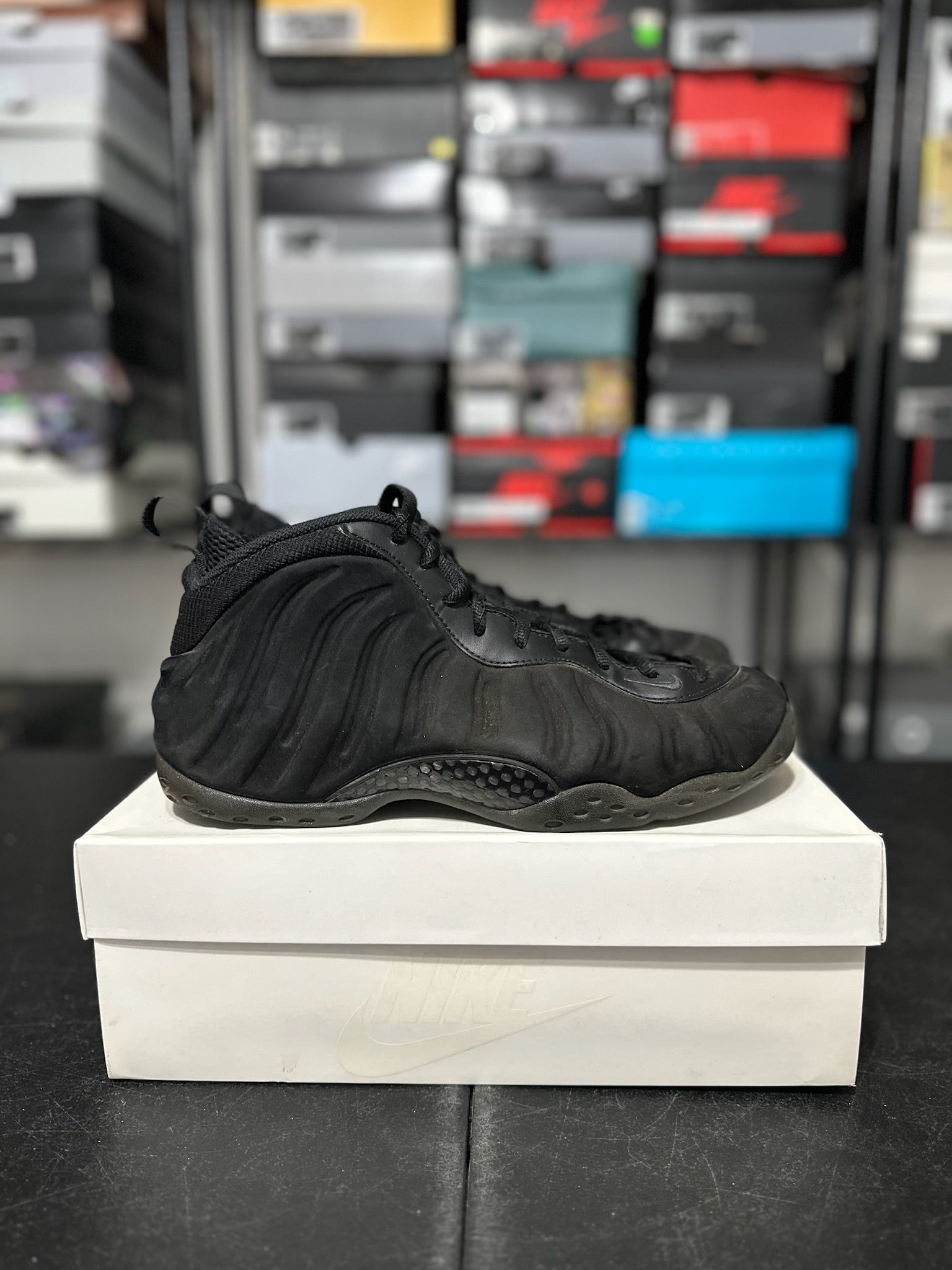 Size 10.5 - Foamposite 1 Black Suede