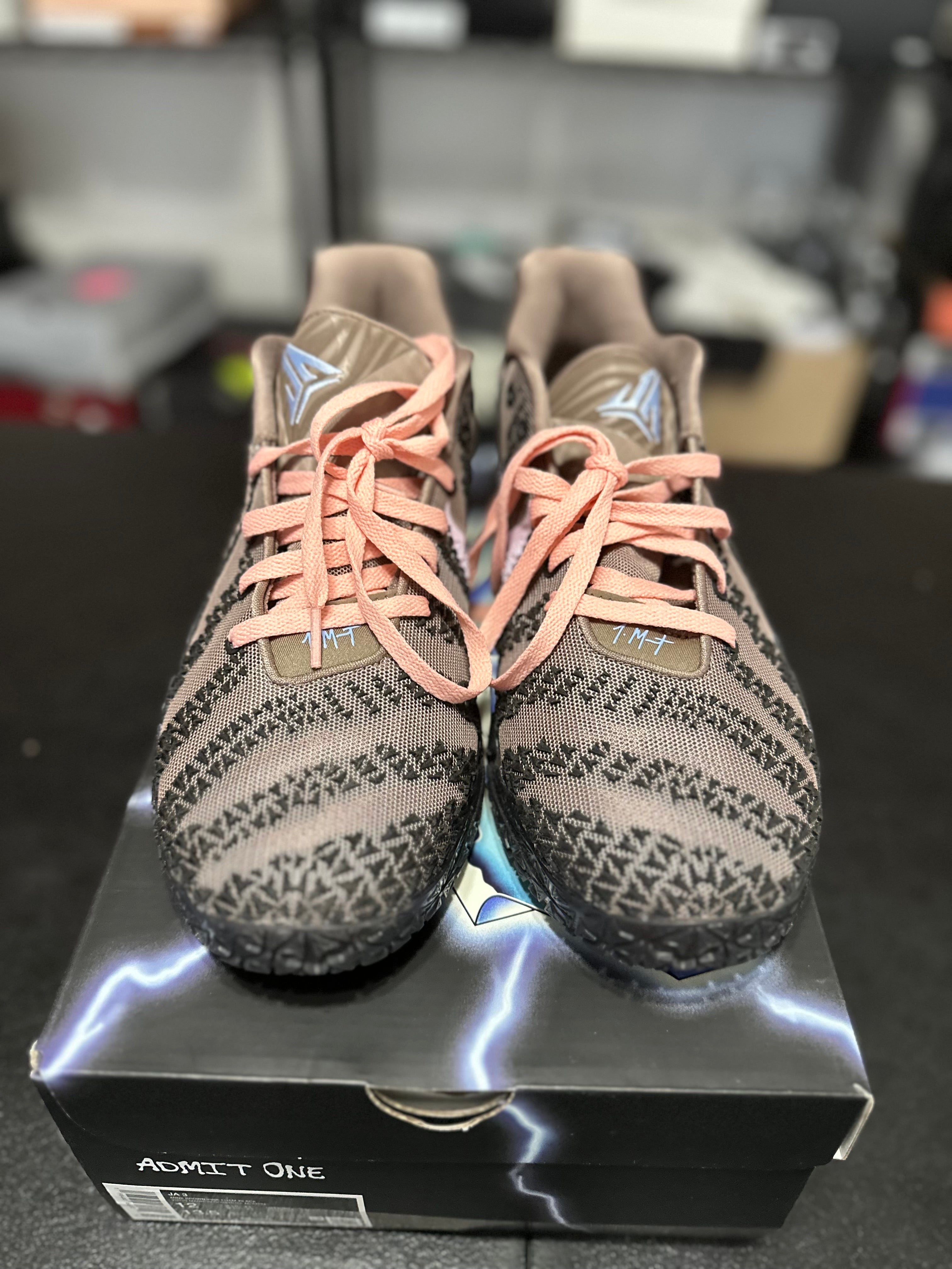 Size 12 - Ja 3 showstopper