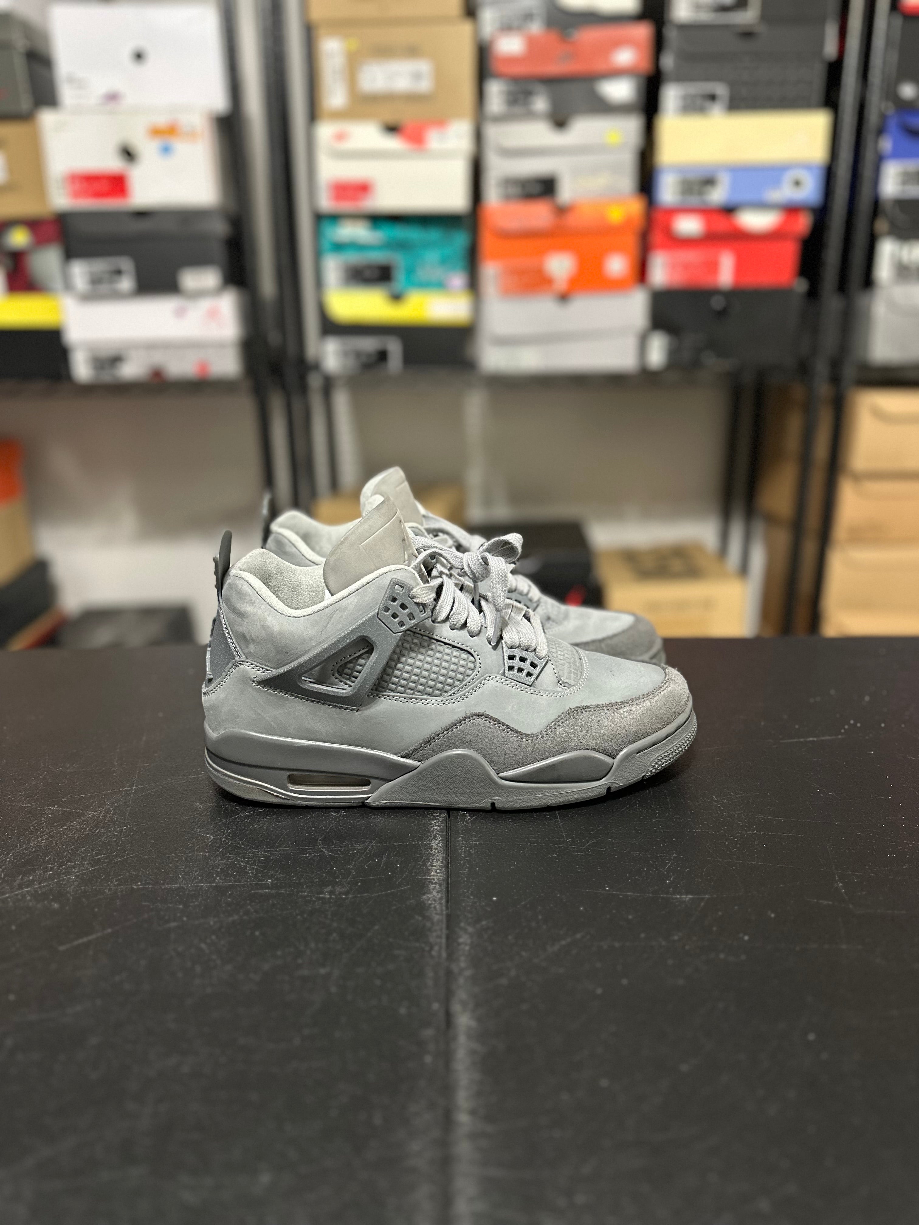 Size 9 - J4 wet cement