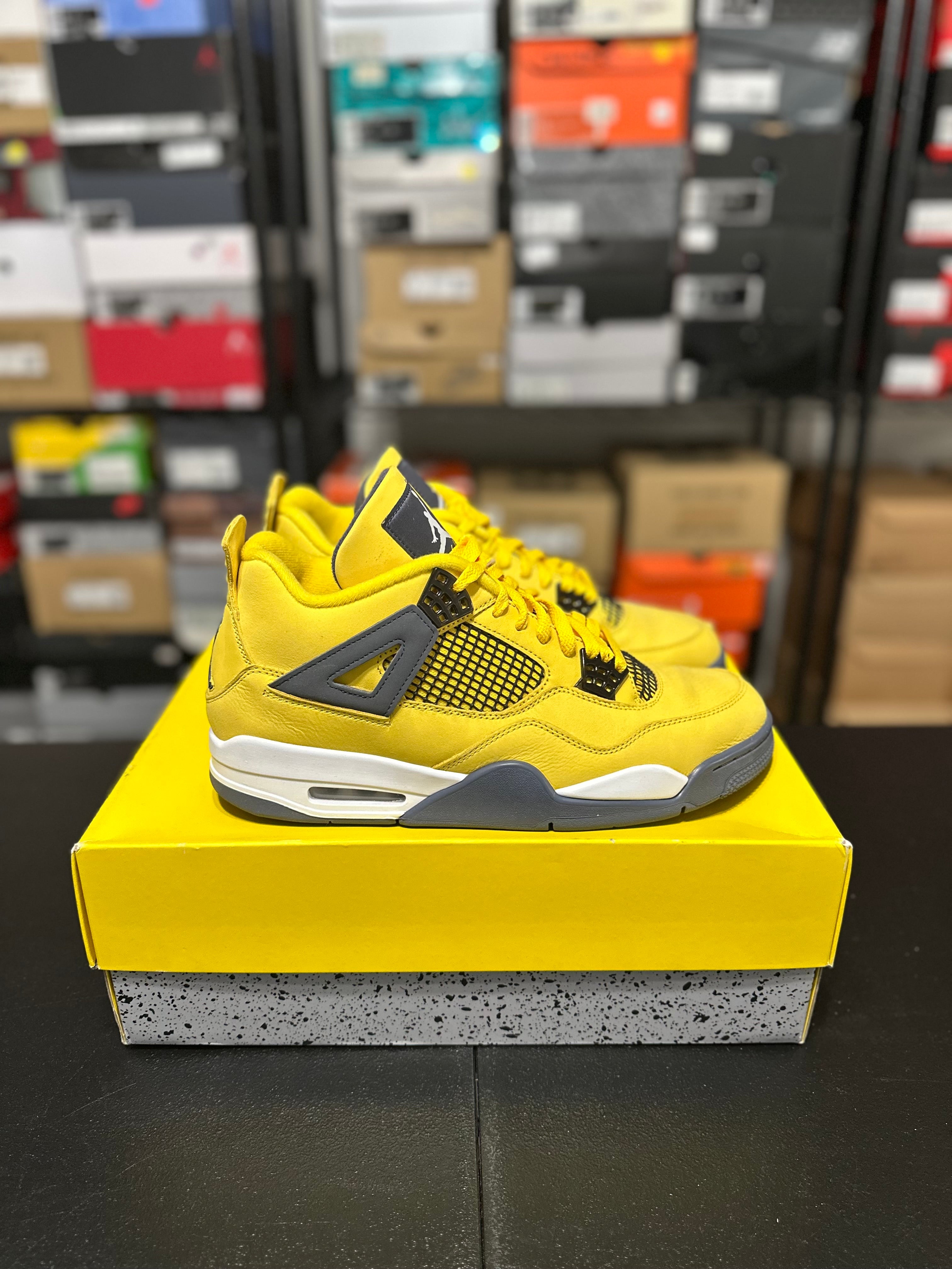 Size 11.5 - J4 lightning