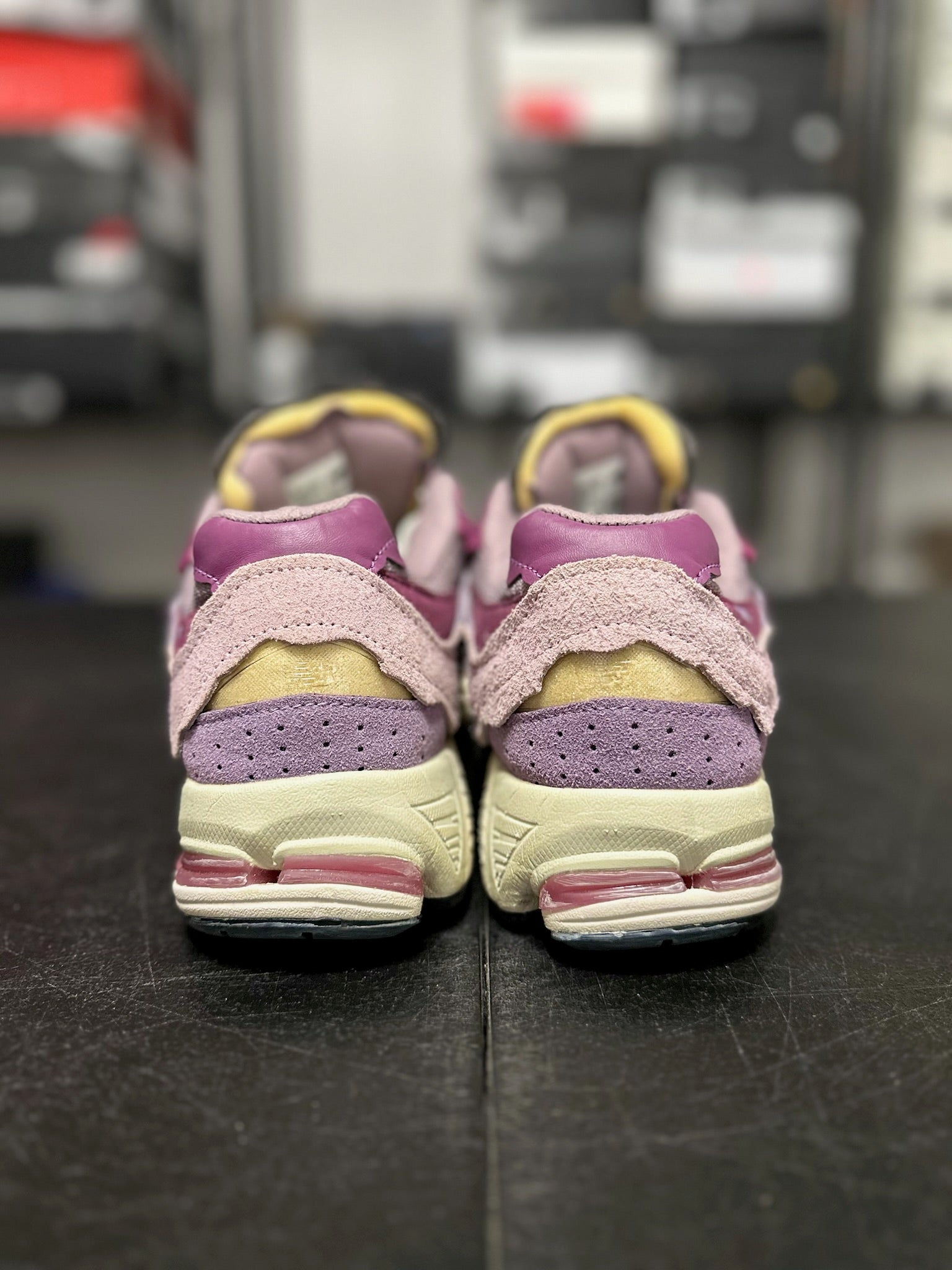 Size 8.5 - NB 2002R Protection Pack Pink