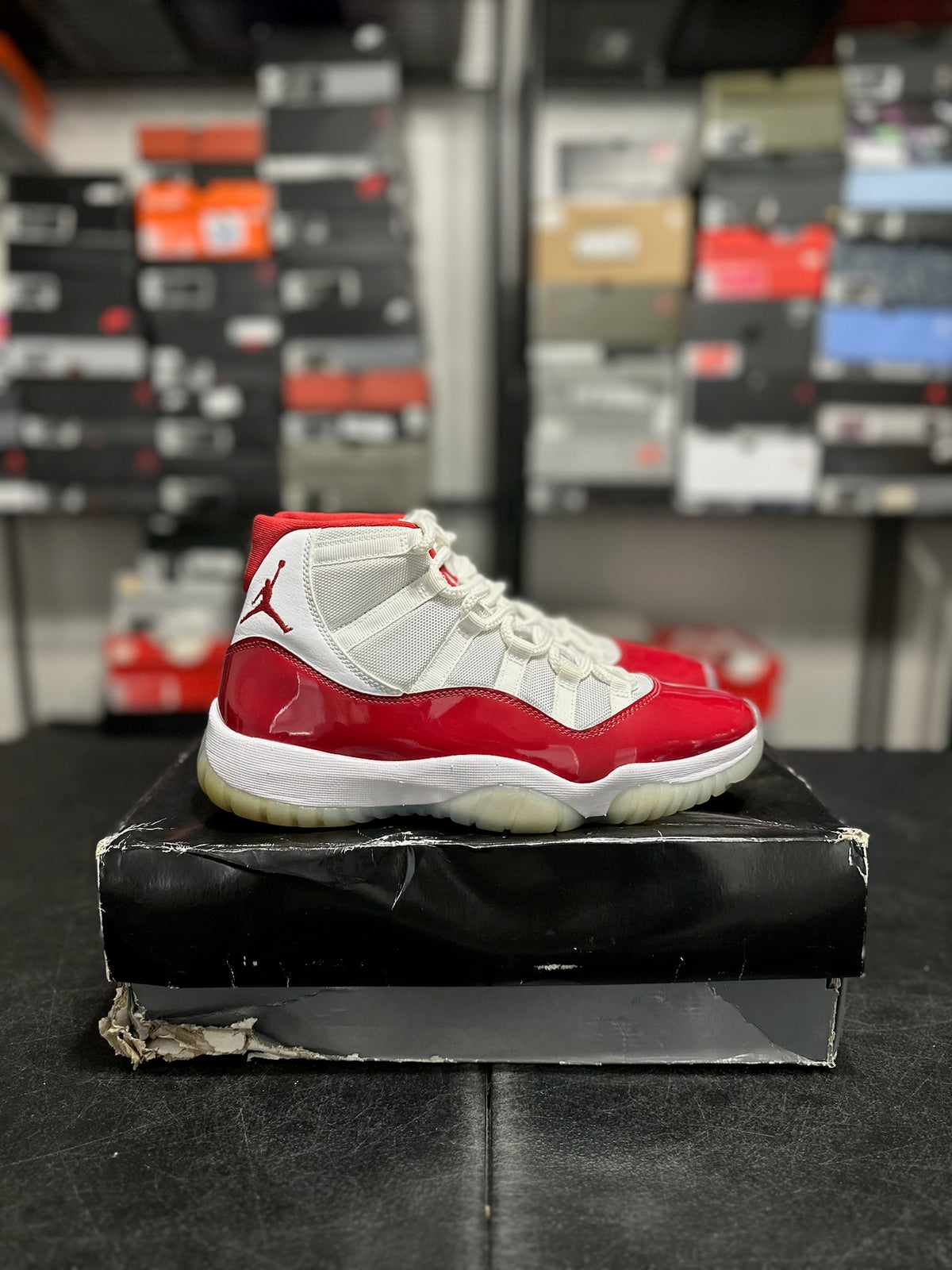 Size 9 - j11 cherry