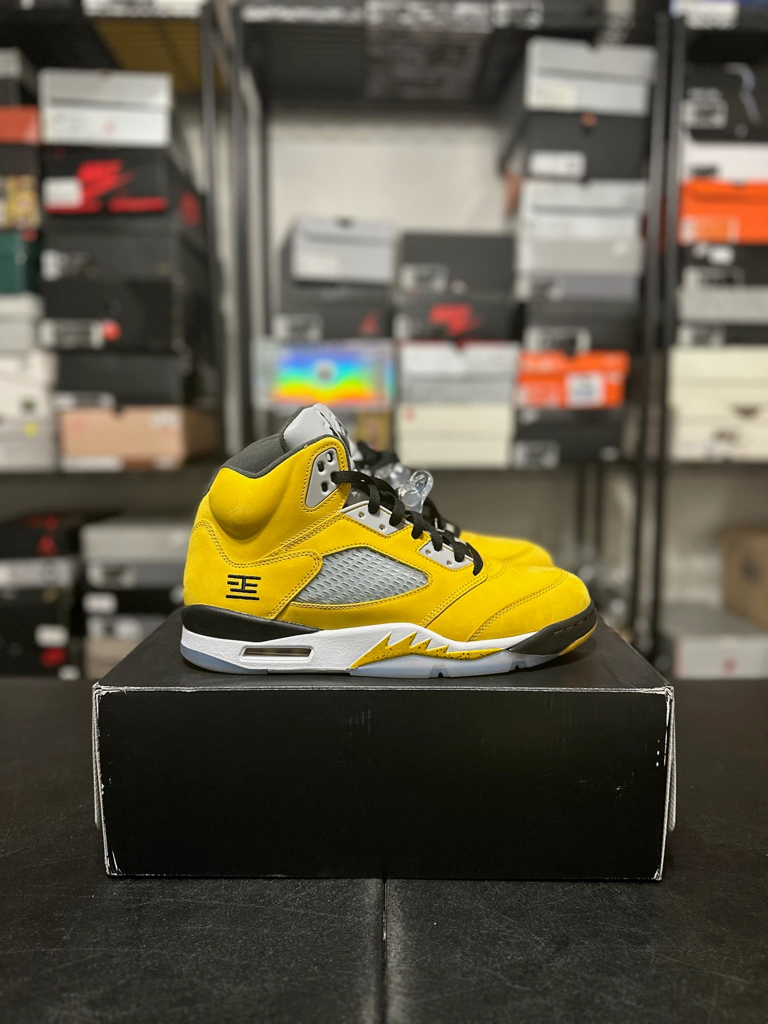 Size 10.5 - J5 Tokyo T23
