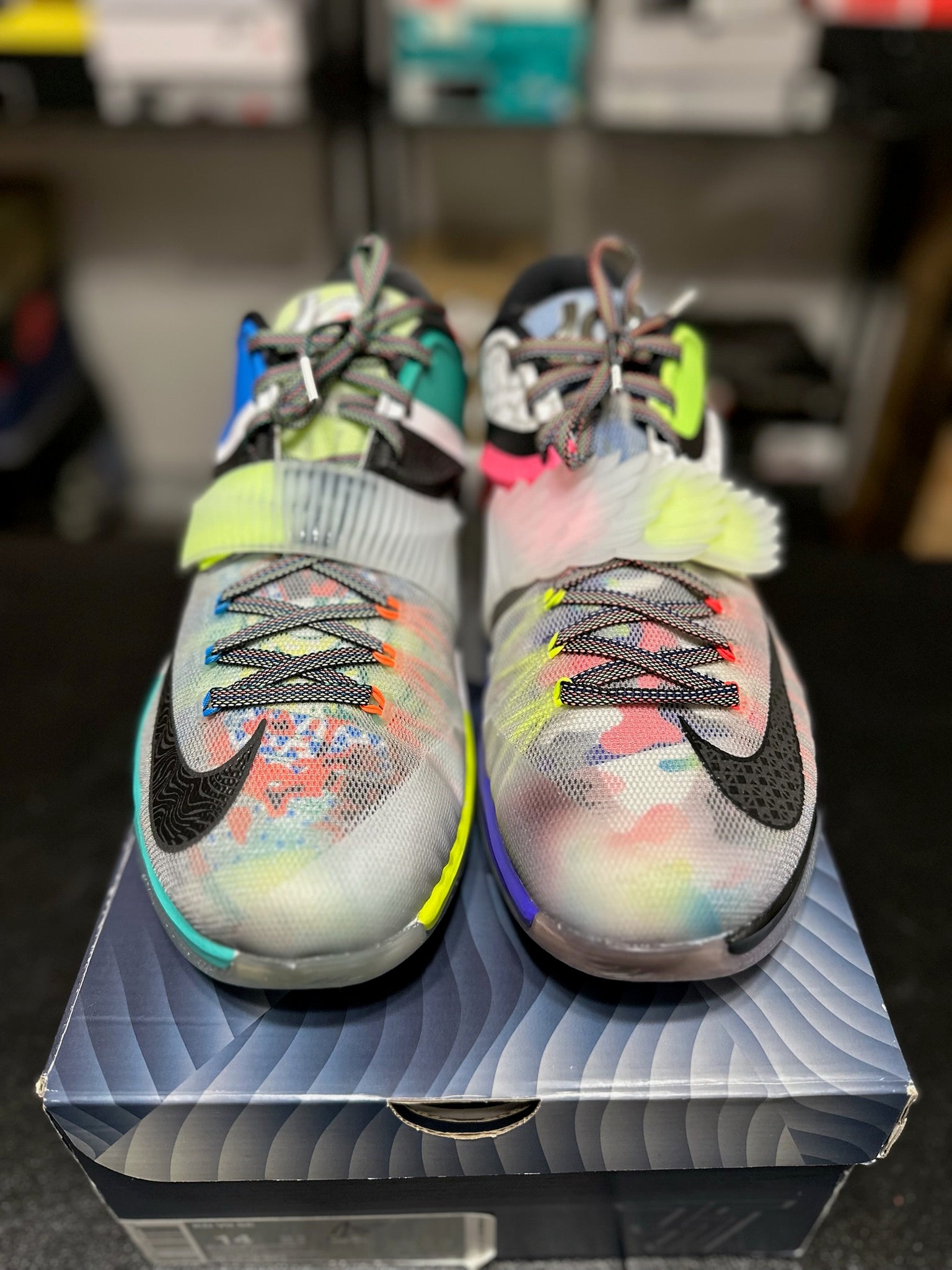 Size 14 - KD 7 What the KD