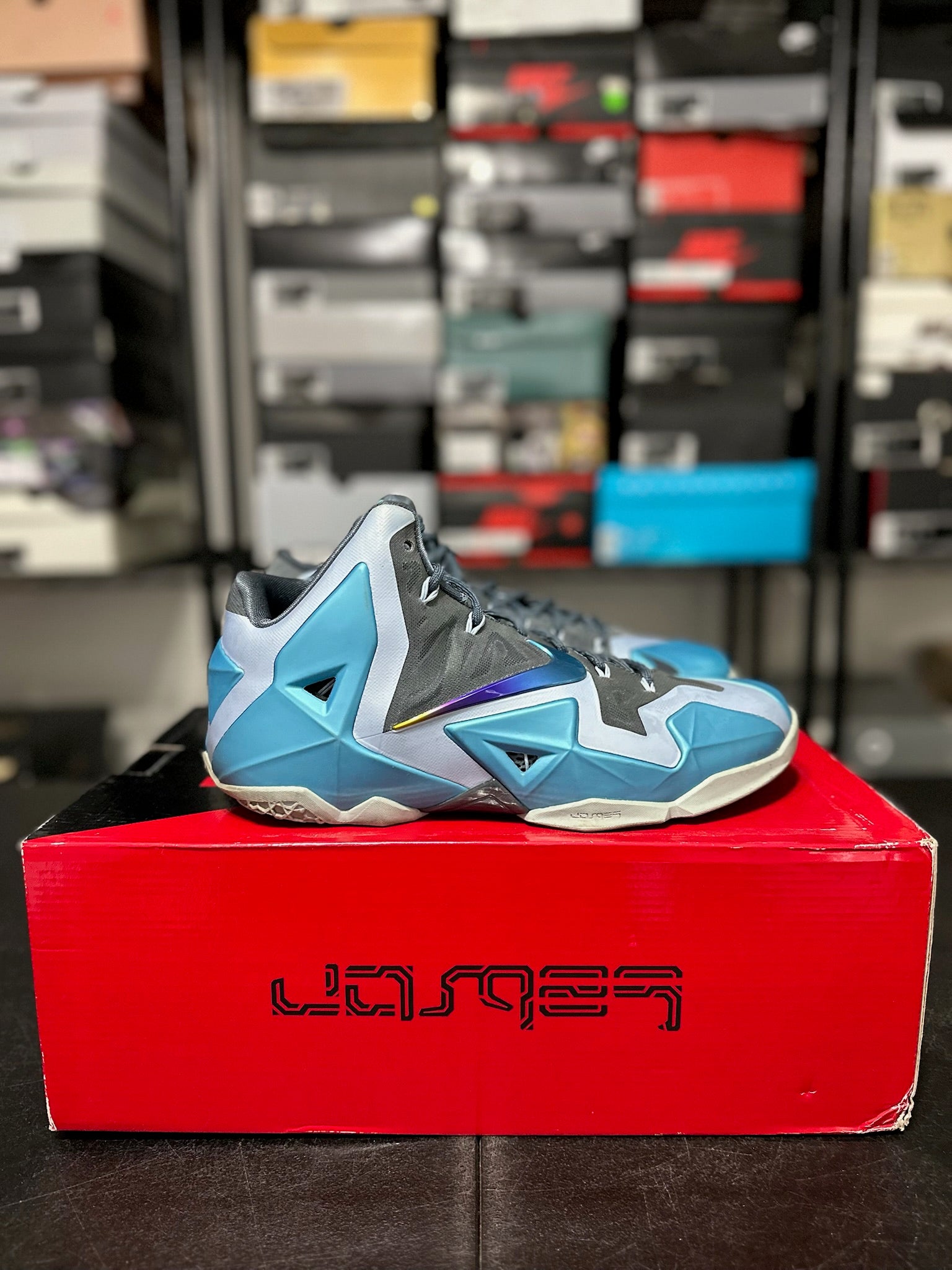 Size 10.5 - LeBron 11 Gamma Blue