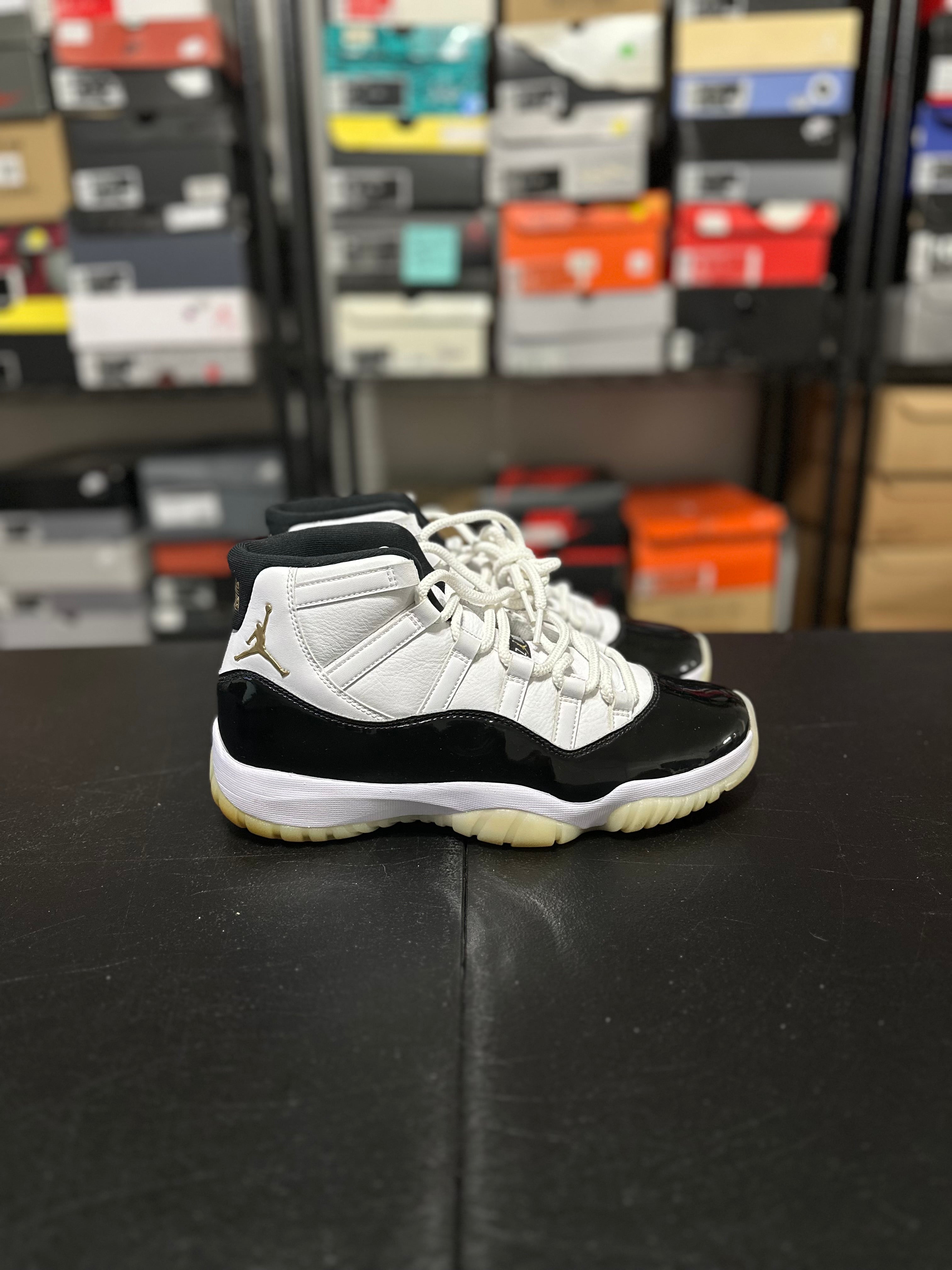 Size 10 - J11 gratitude