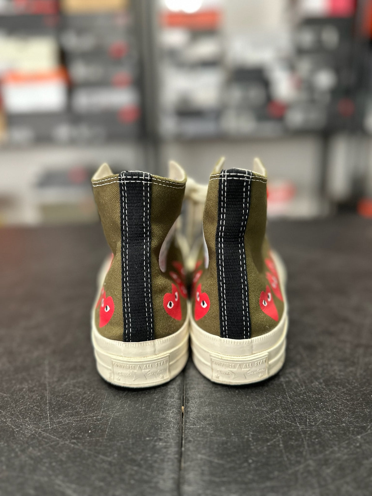 Size 8.5 - converse Chuck Taylor all Star 70 hi Comme des garƧons play multi heart green