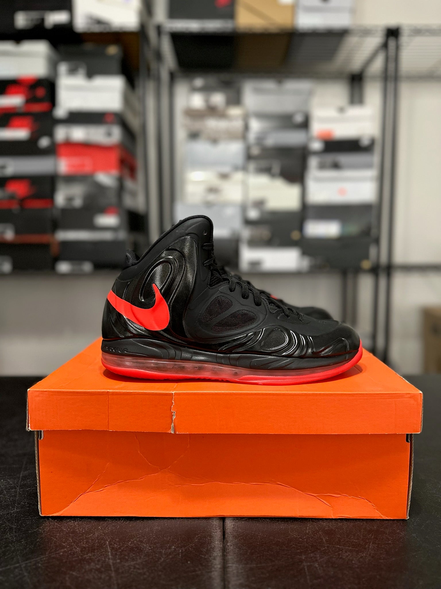 Size 10.5 - AM Hyperposite Black Crimson