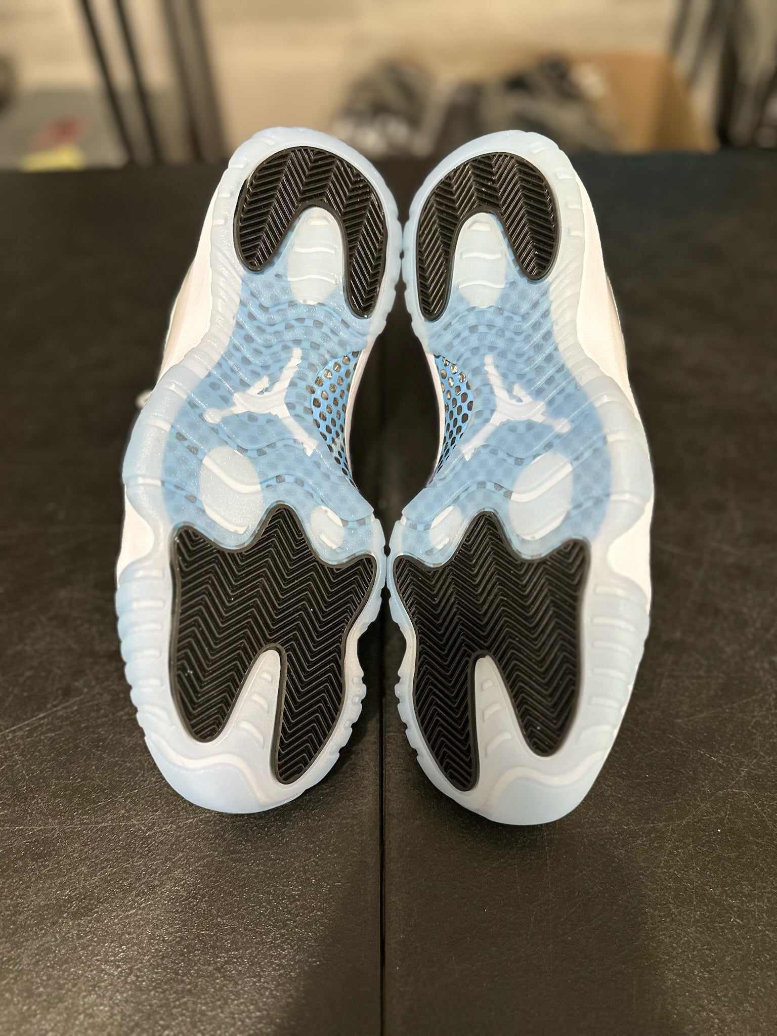Size 10.5 - J11 Legend Blue DS
