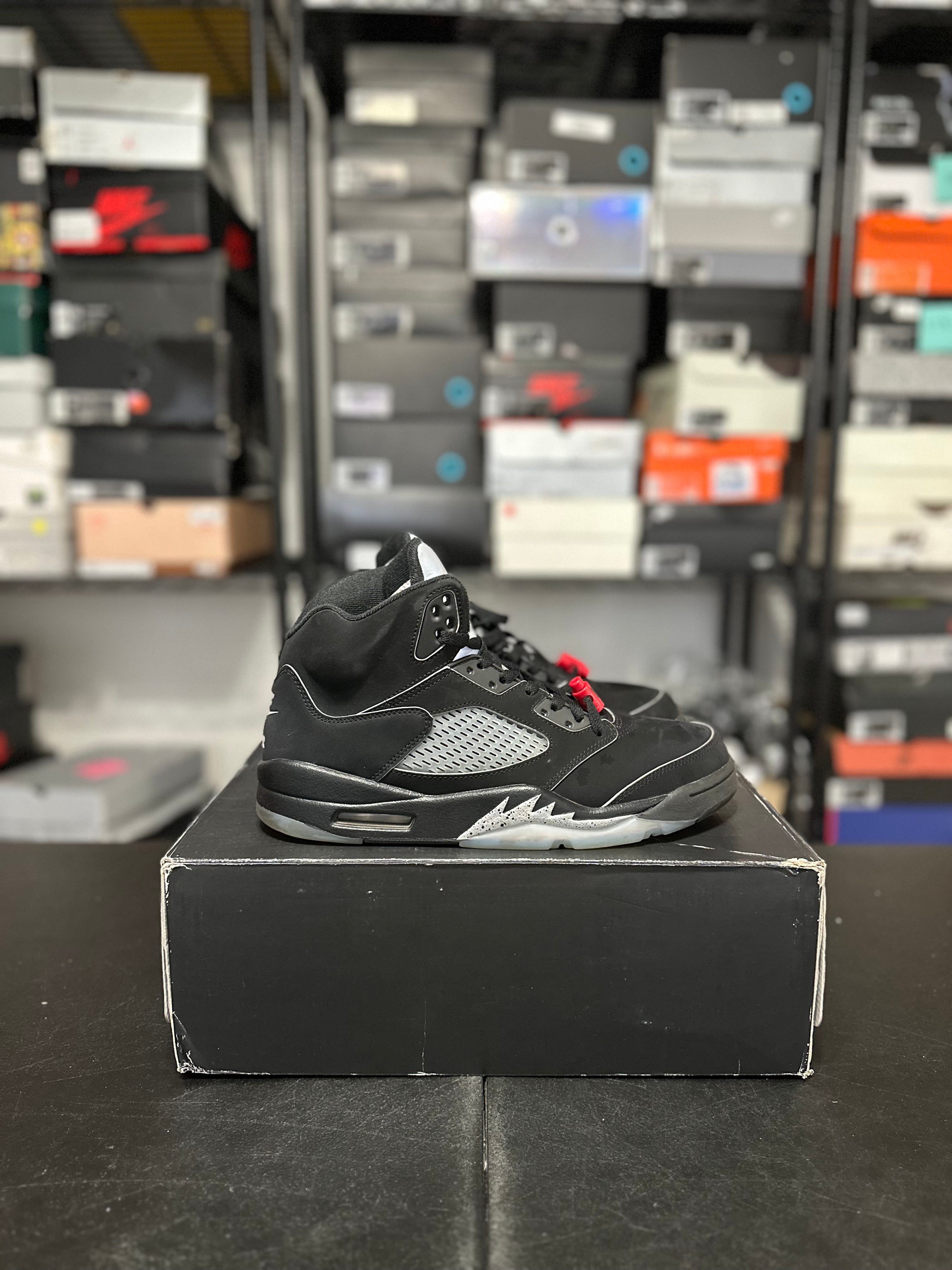 Size 11 - J5 black metallic