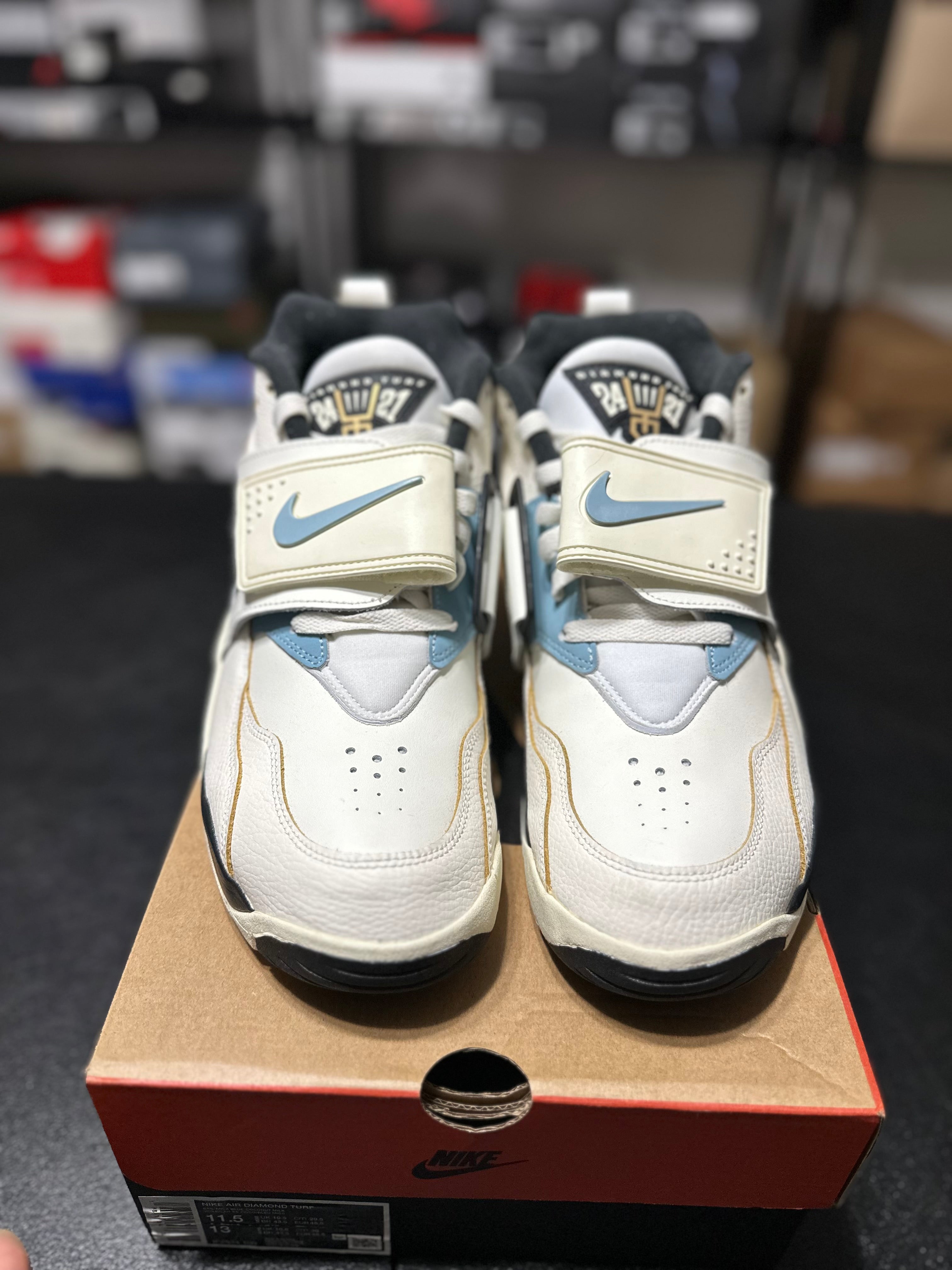 Size 11.5 - air diamond turf must be the money