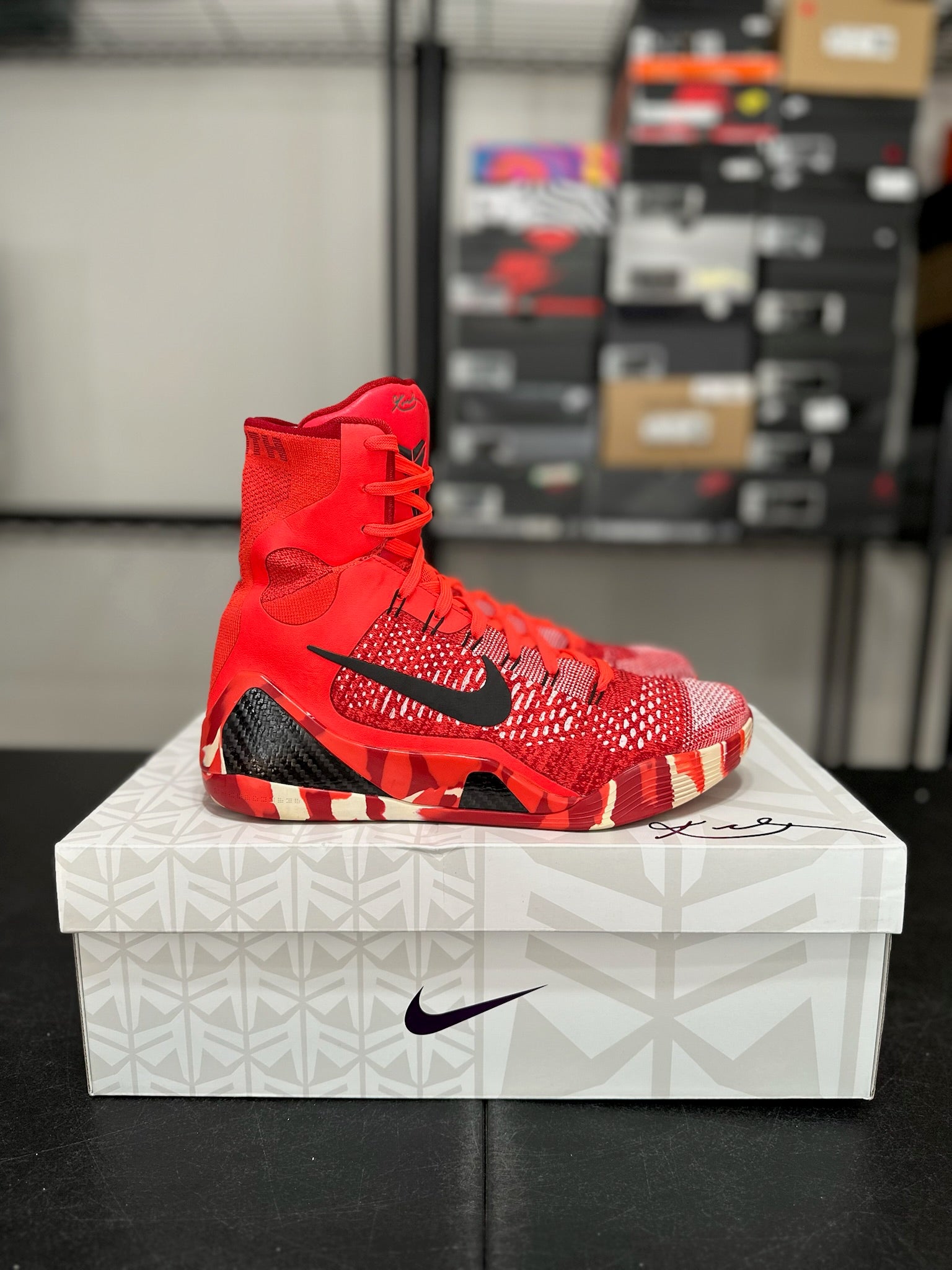 Size 9 - Kobe 9 Elite Christmas