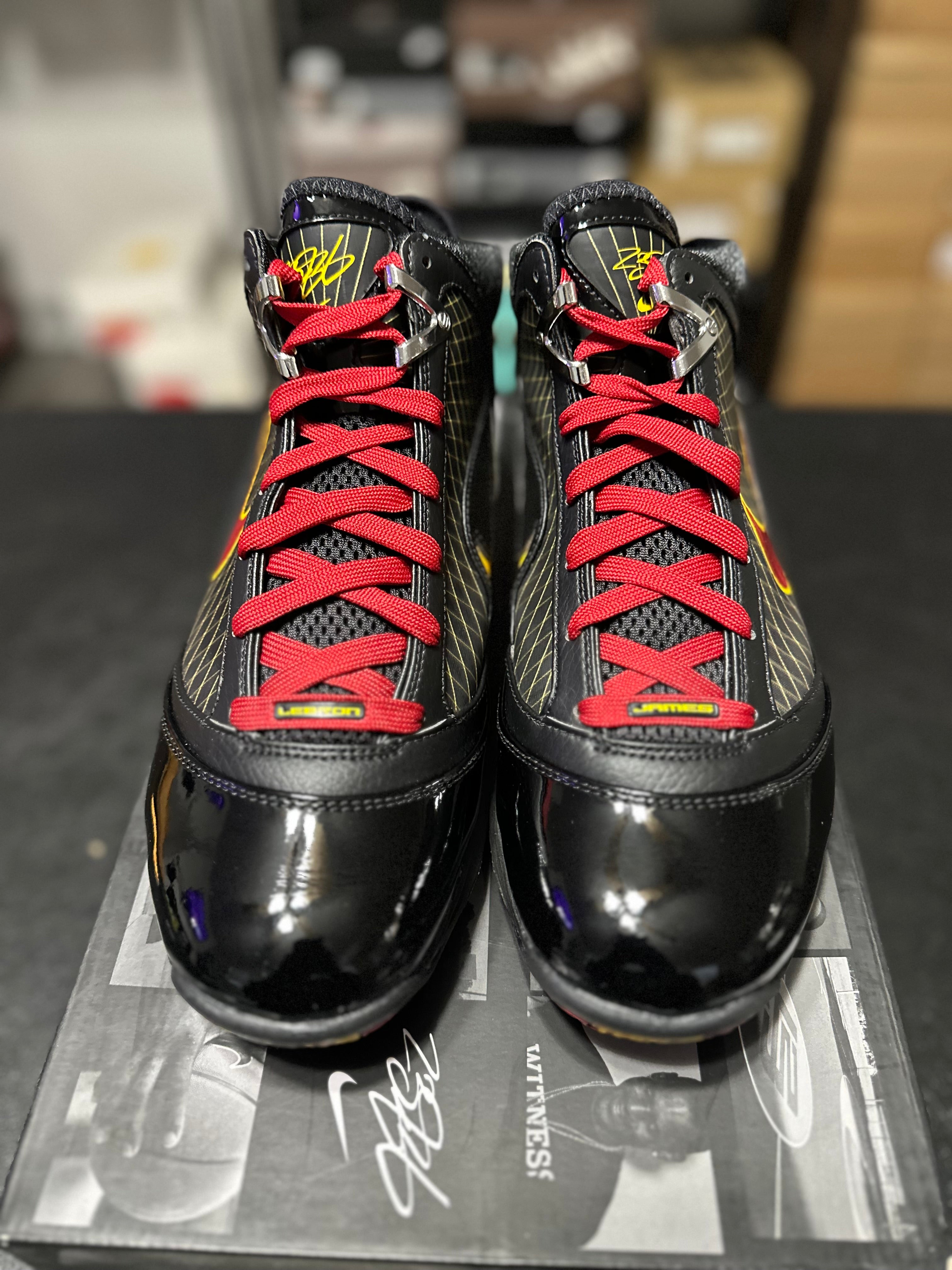 Size 9.5 - LeBron 7 Fairfax