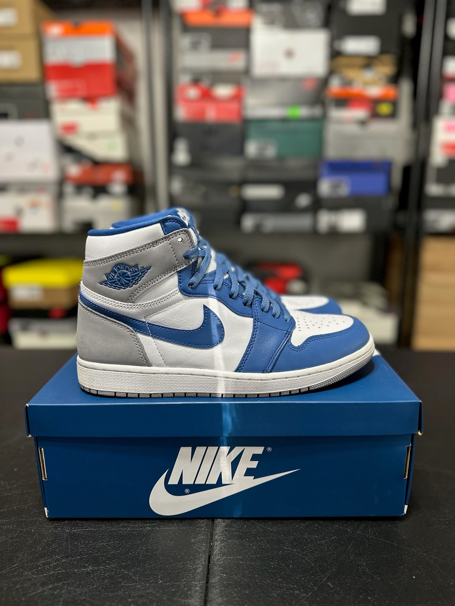 Size 10 - J1 High True Blue