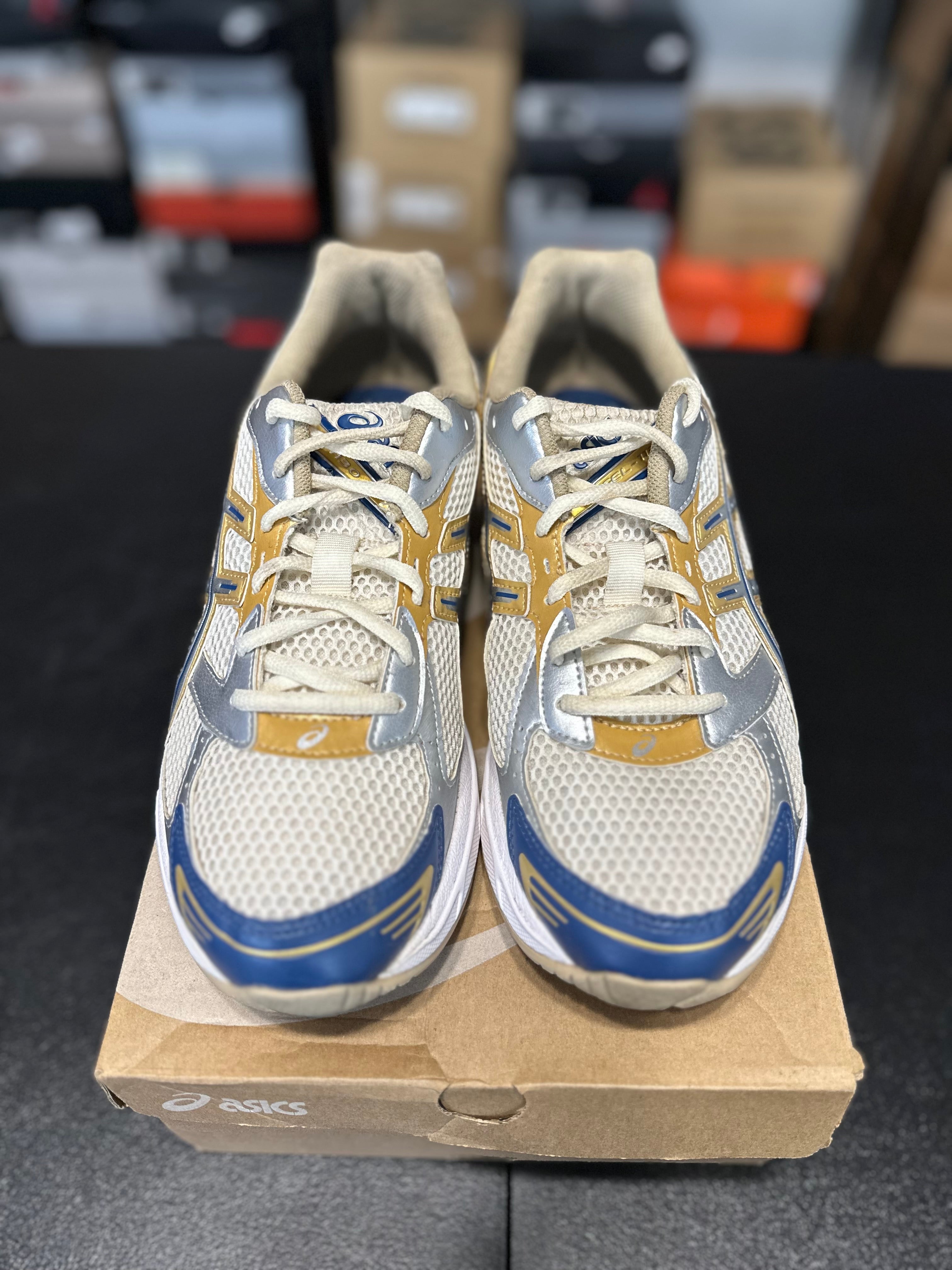 Size 9 - asics gel 1130 cream pure silver