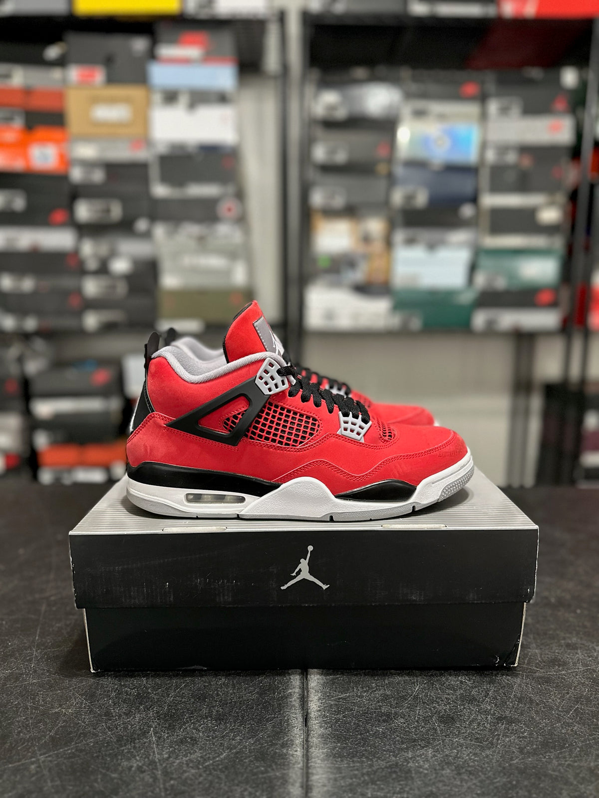 Size 11 - j4 toro bravo