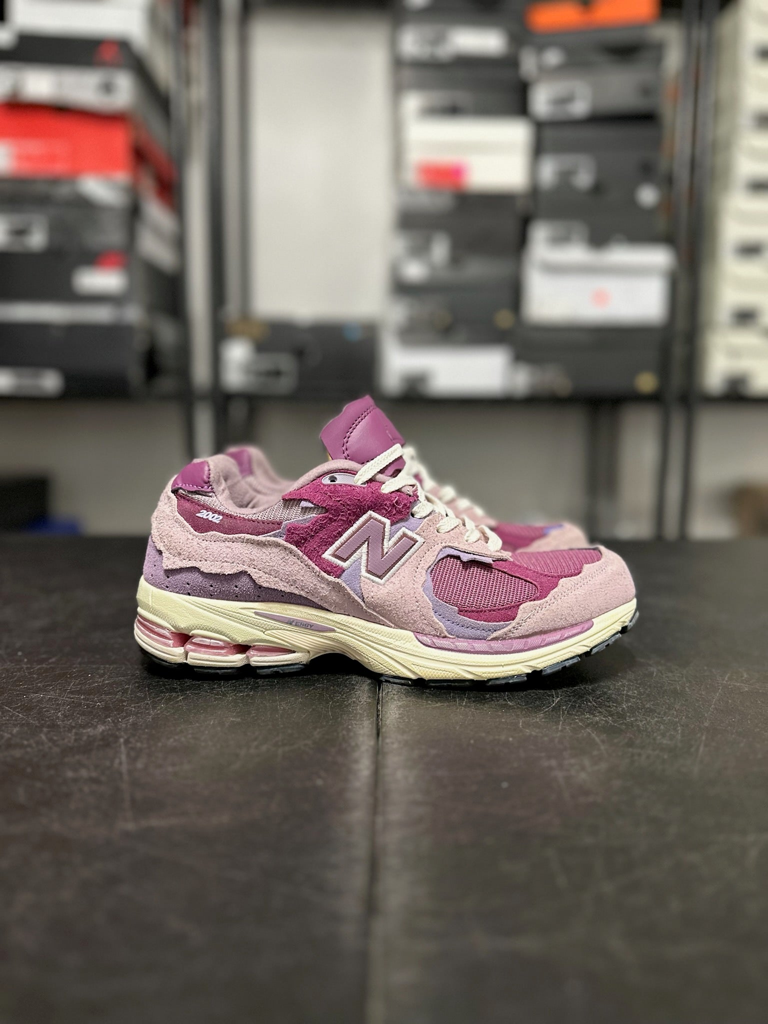 Size 8.5 - NB 2002R Protection Pack Pink