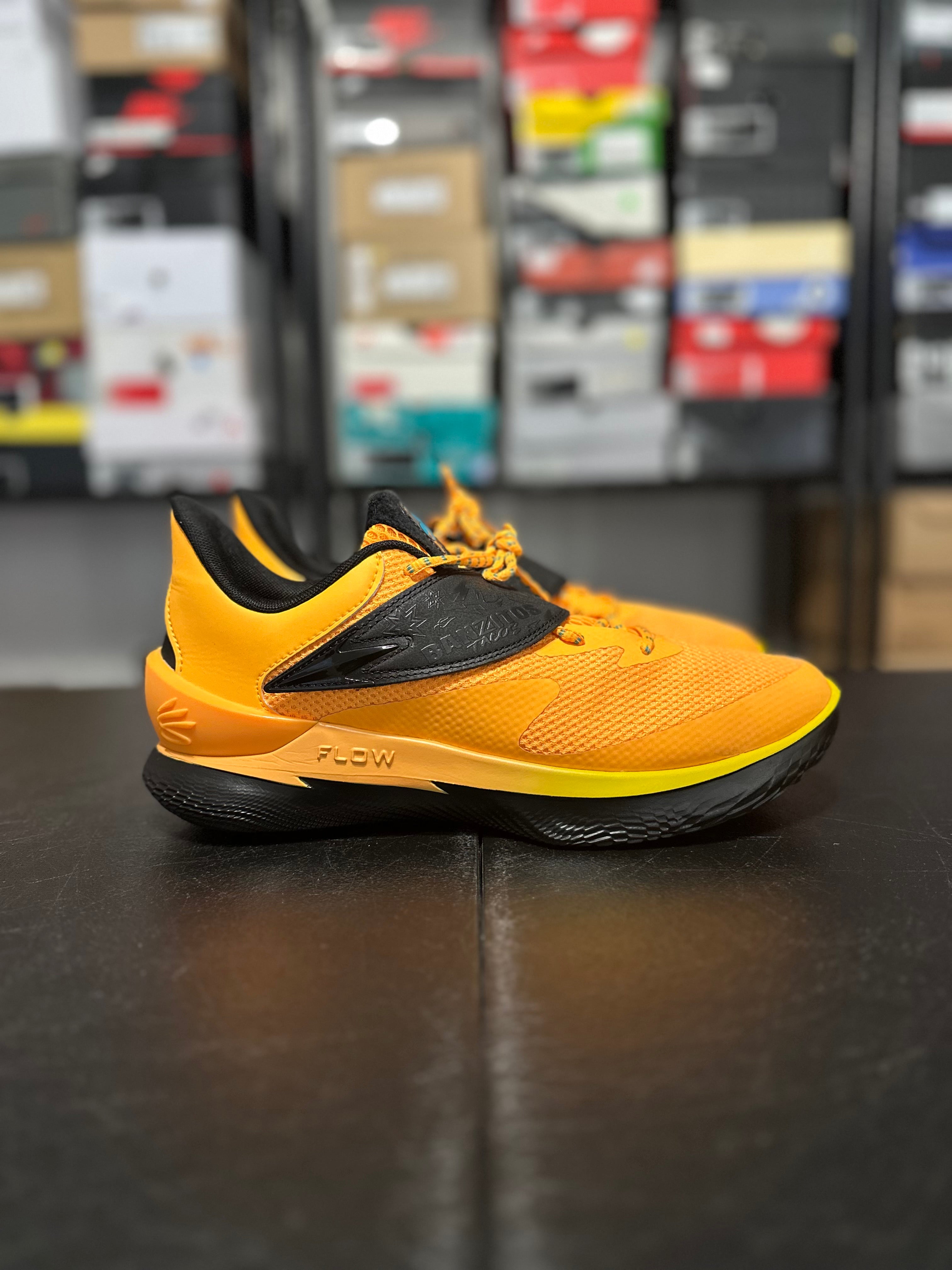 Size 12 - curry fox 1 nova orange