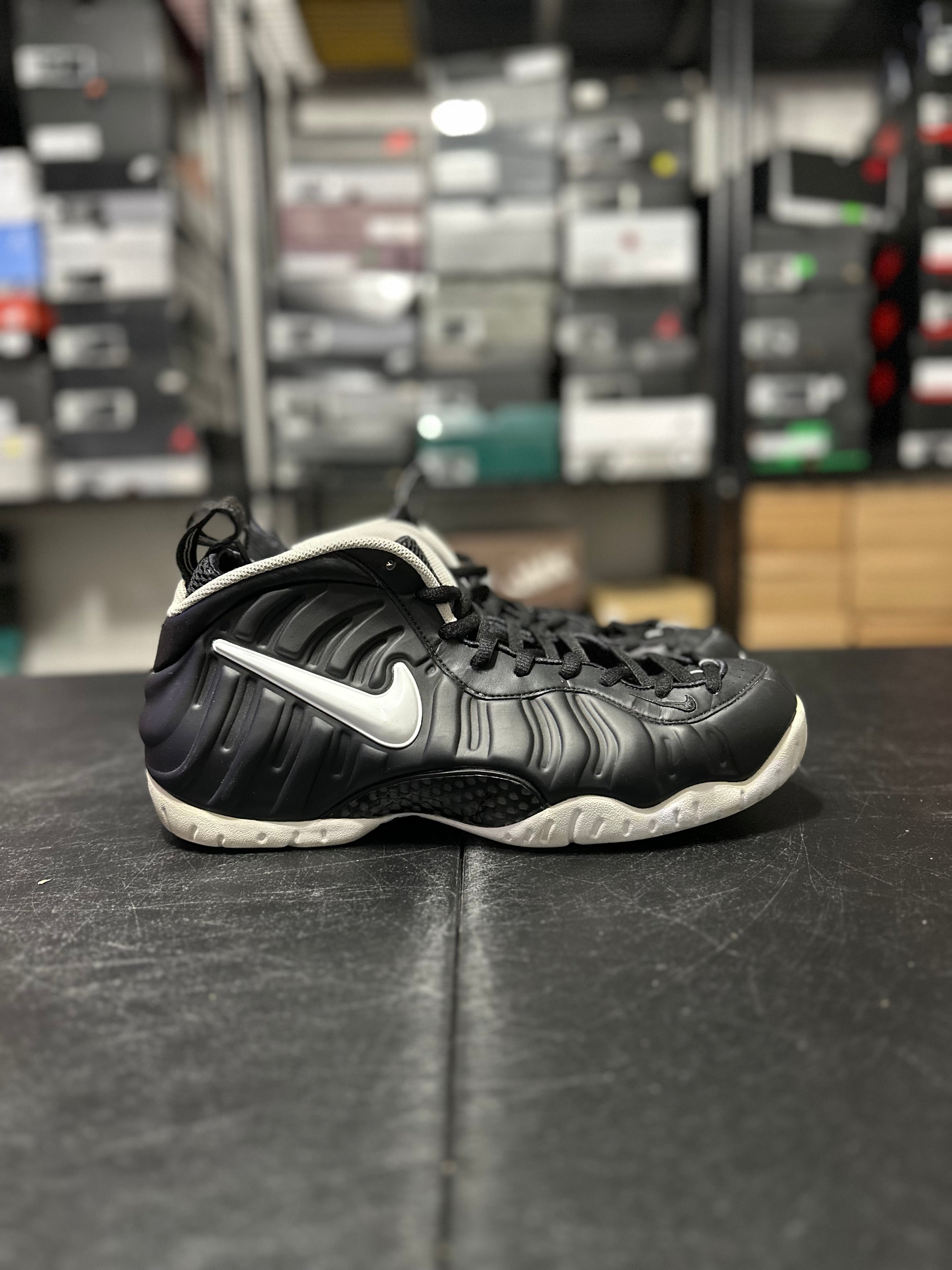 Size 13 - Foamposite Dr Doom