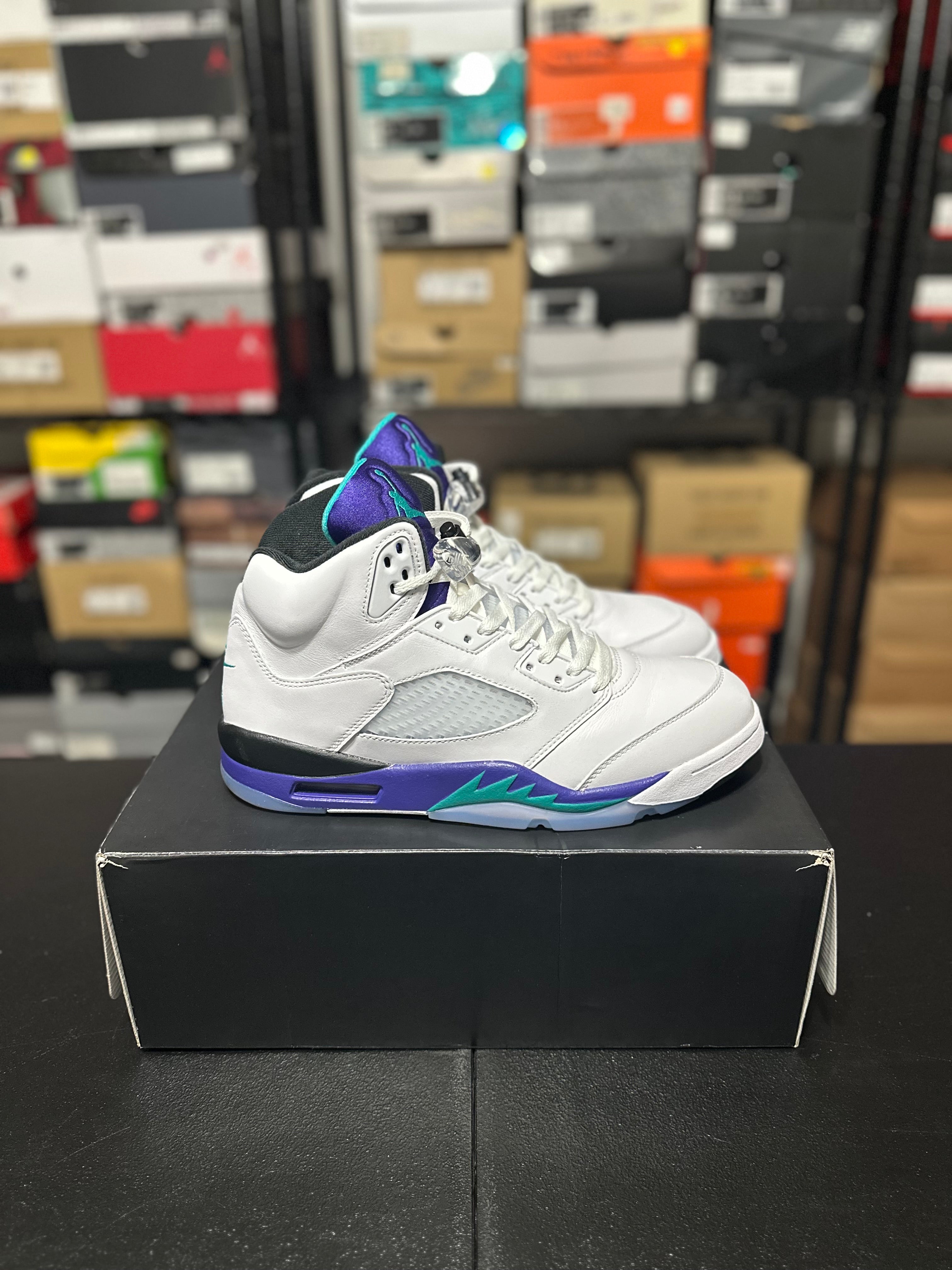 Size 11 - J5 grape 2025
