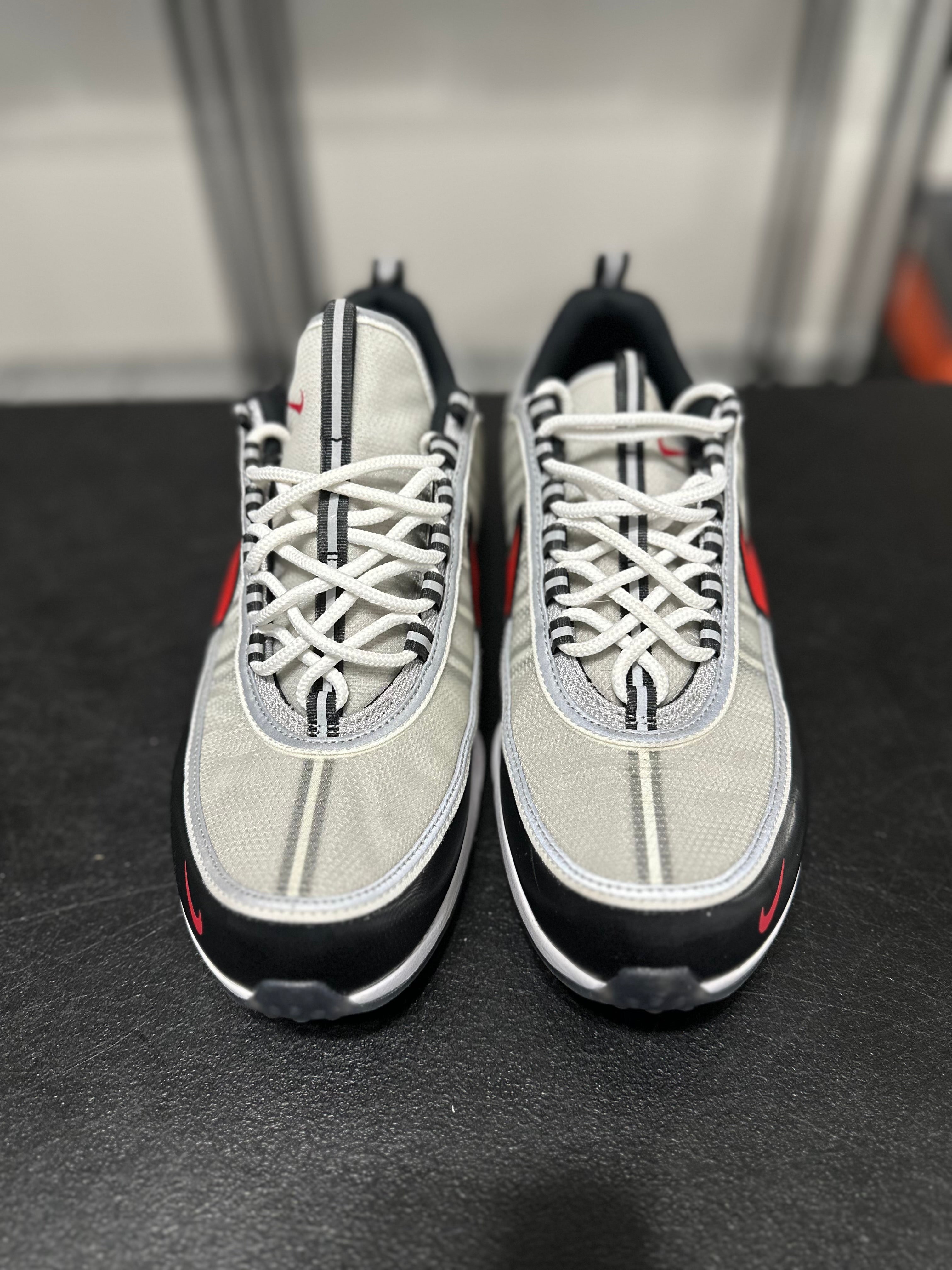 Size 11 - Nike air spiridon silver red