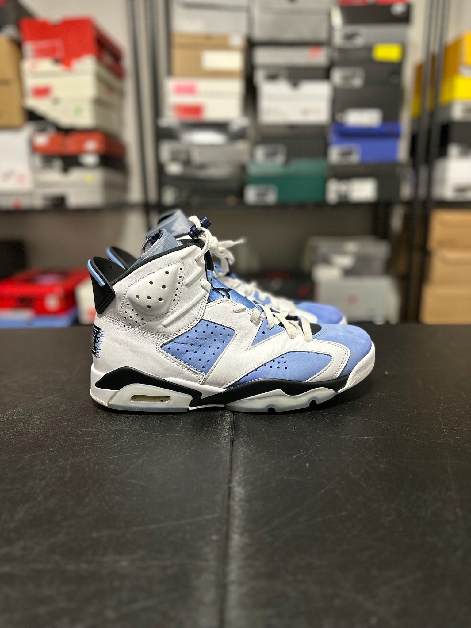 Size 10 - J6 UNC White