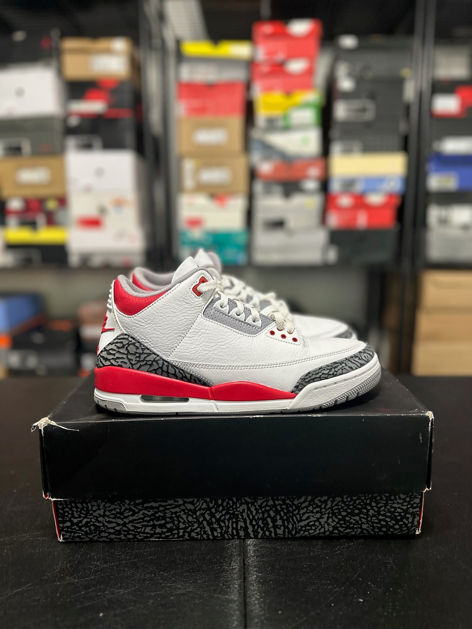 Size 9 - J3 Fire Red