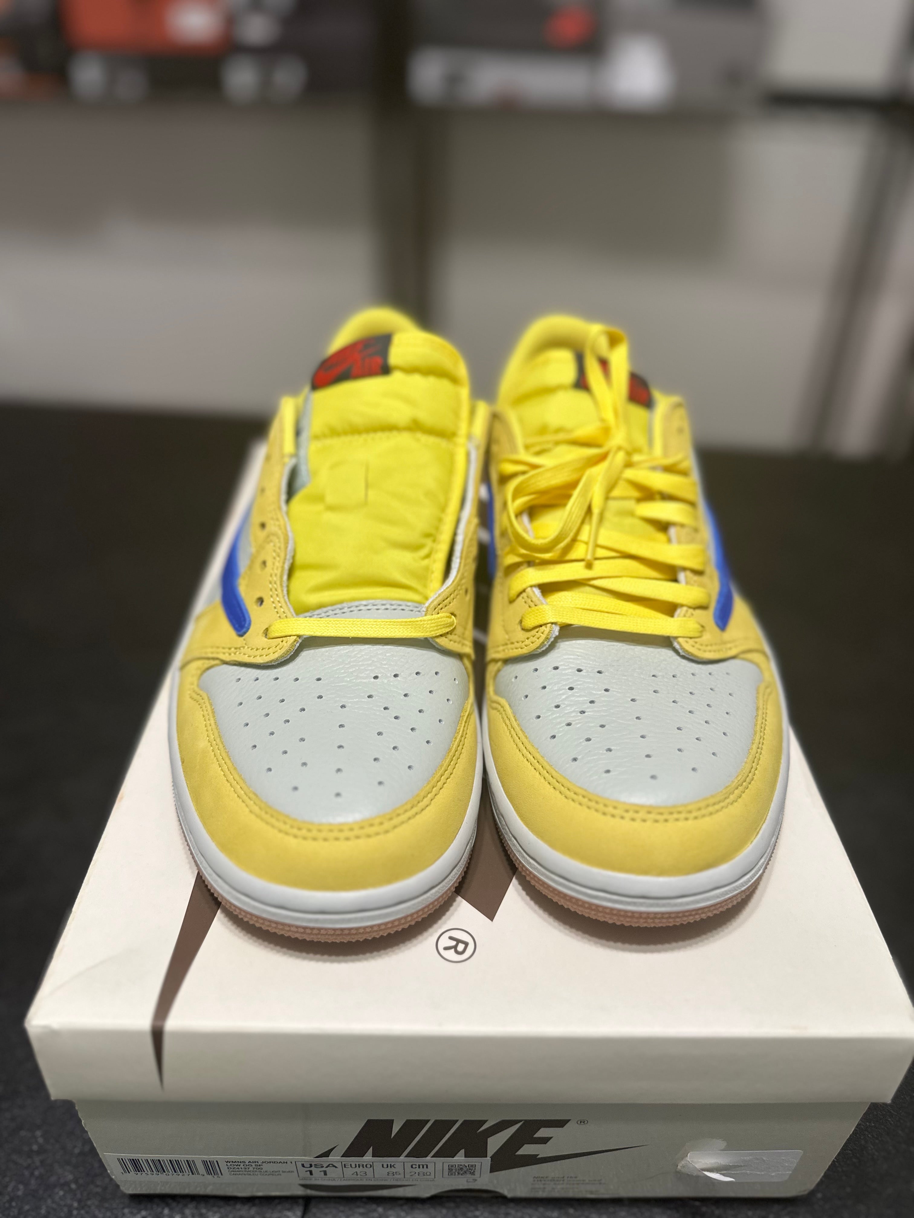 Size 9.5 - (11W) J1 low canary
