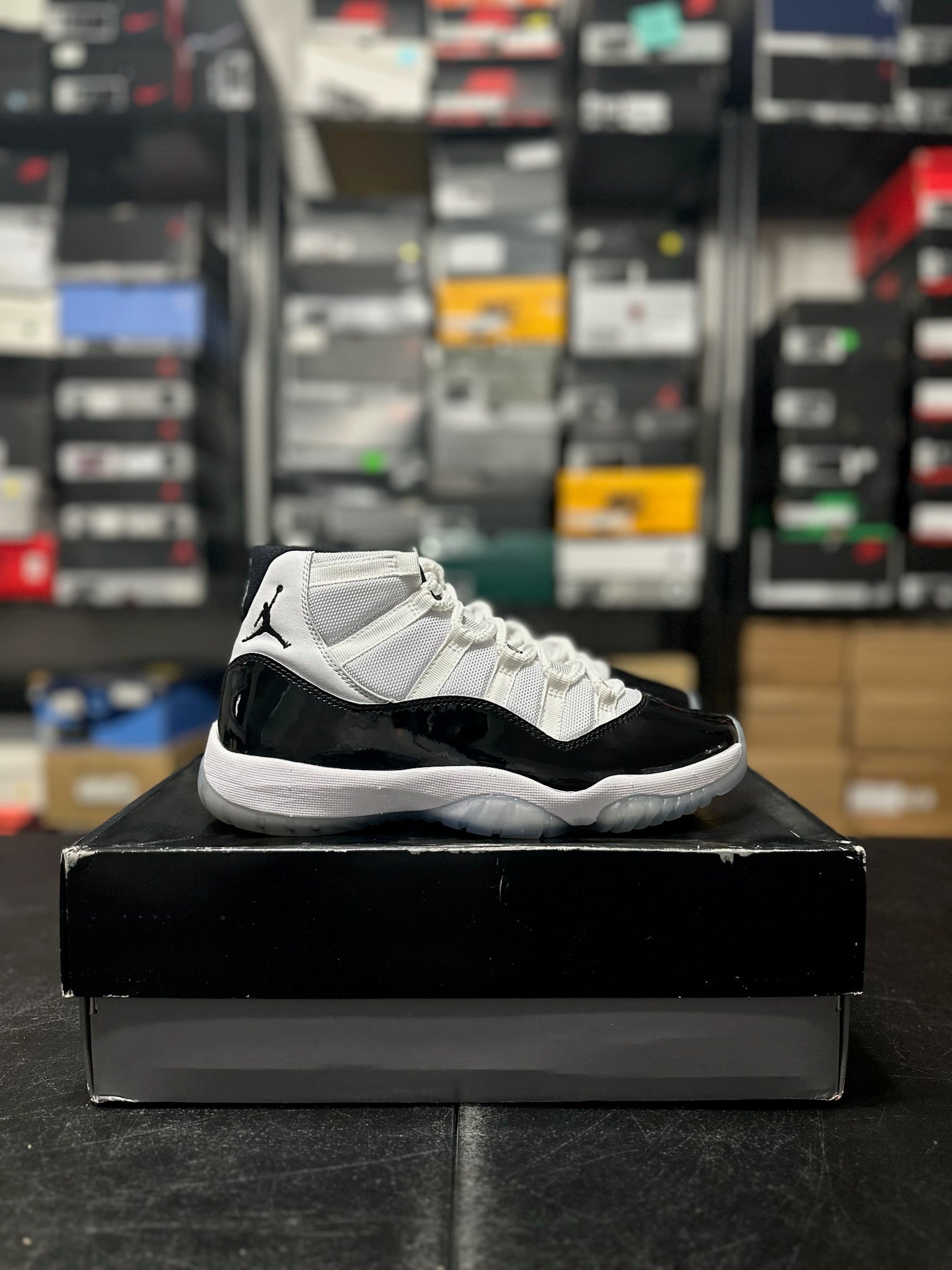 Size 8 - J11 Concord
