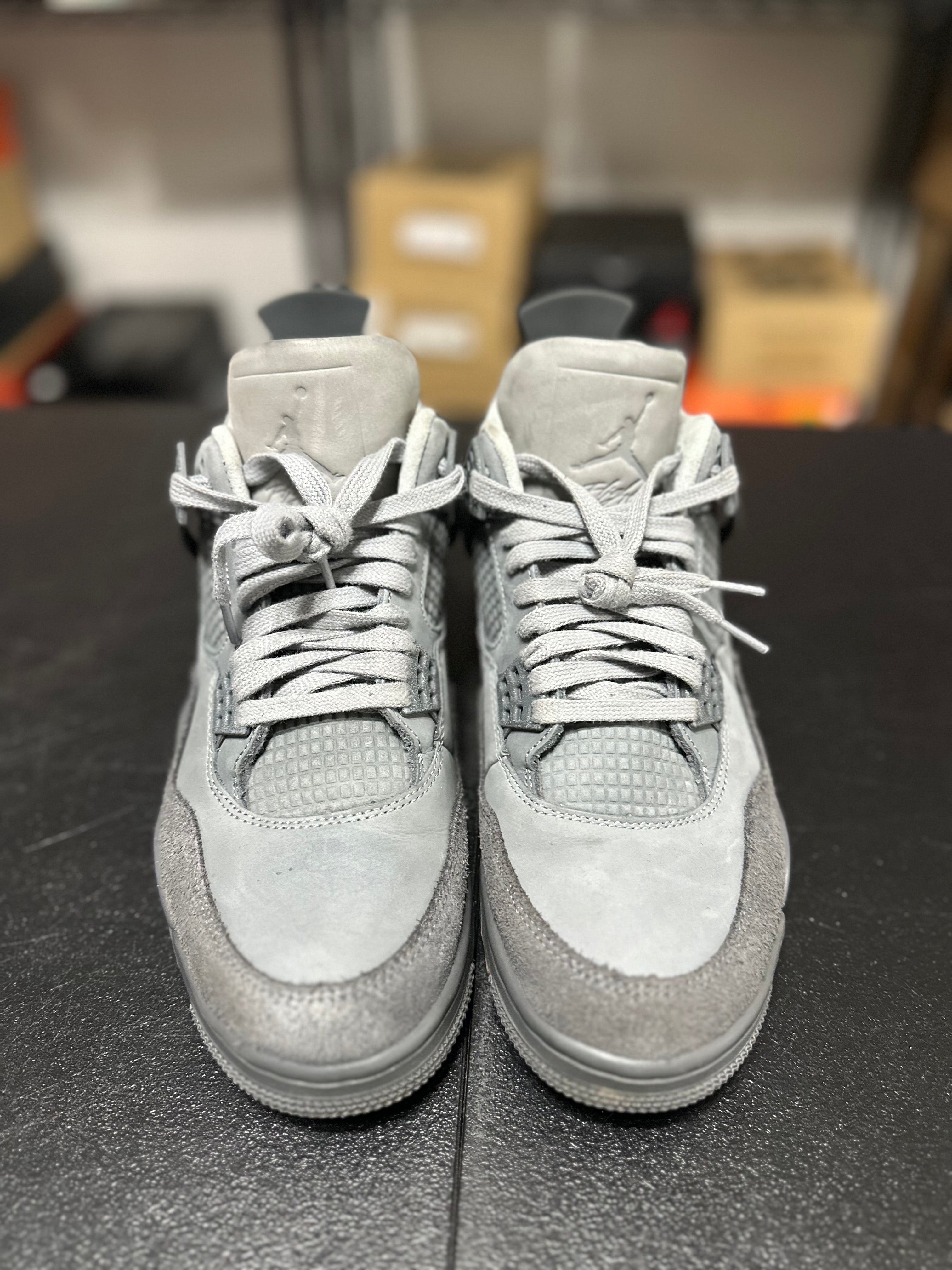 Size 9 - J4 wet cement