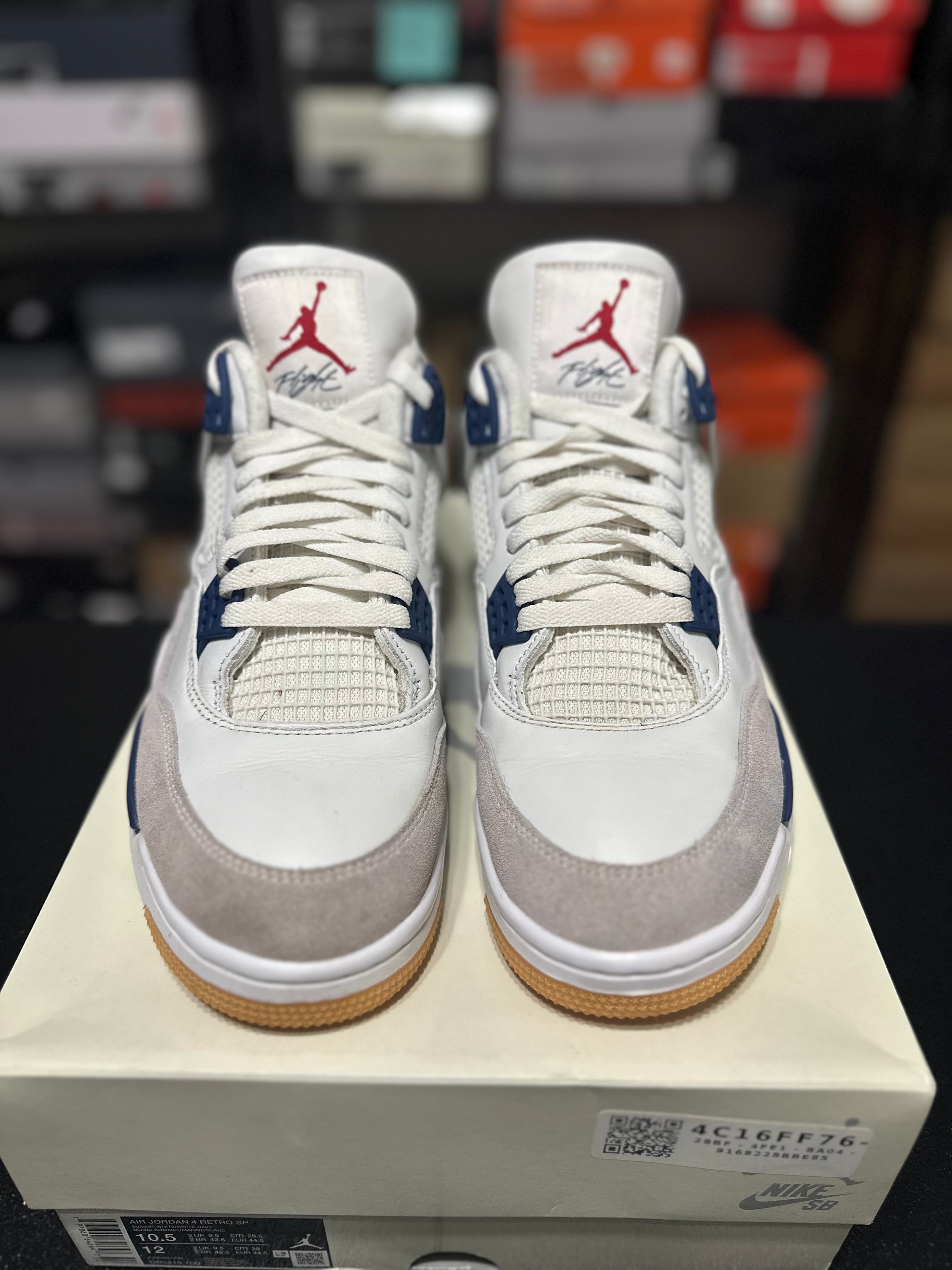 Size 10.5 - J4 SB navy