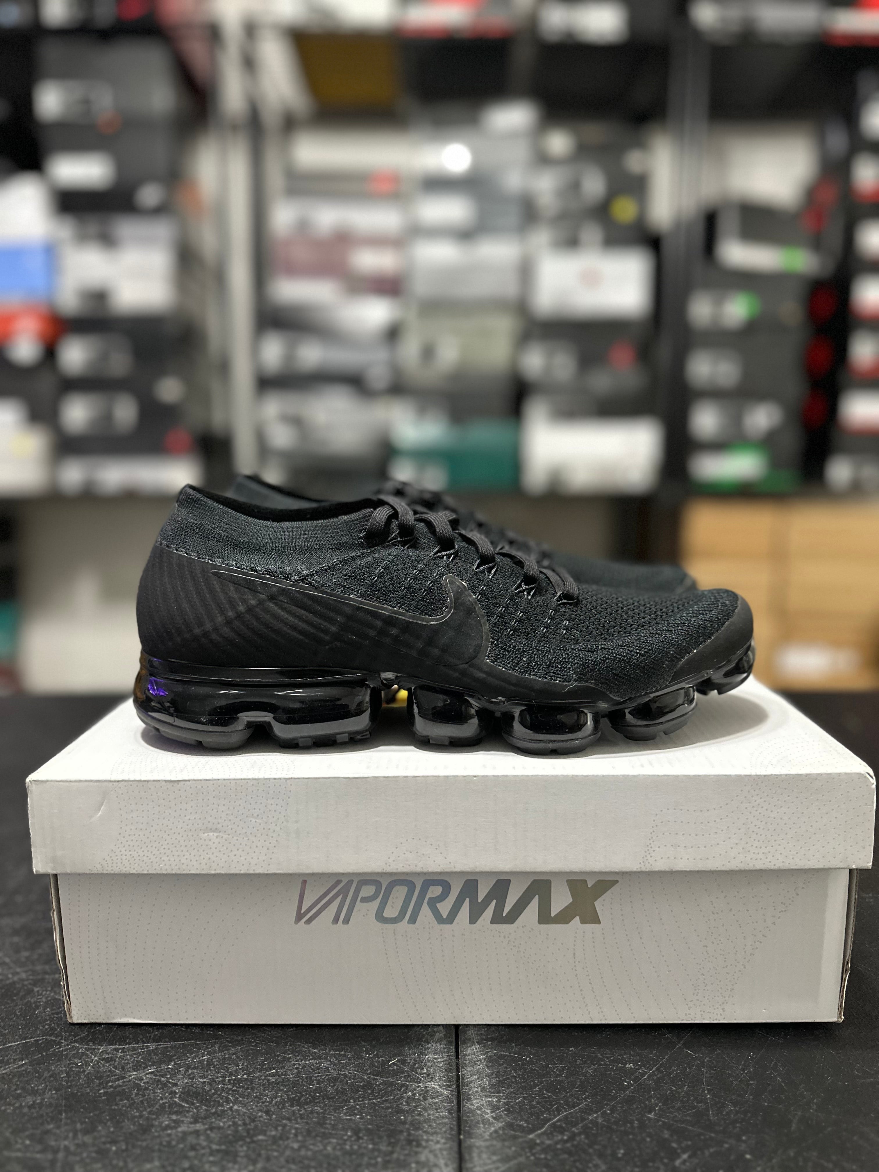 Size 10.5 - vapormax triple black