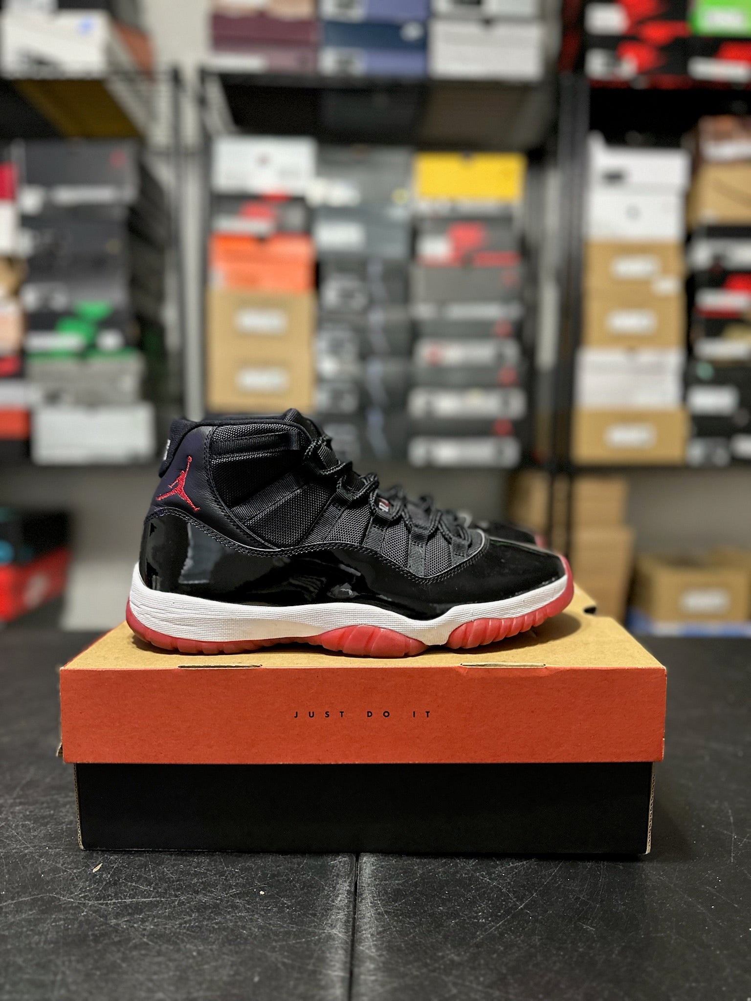 Size 11 - J11 Playoffs Bred