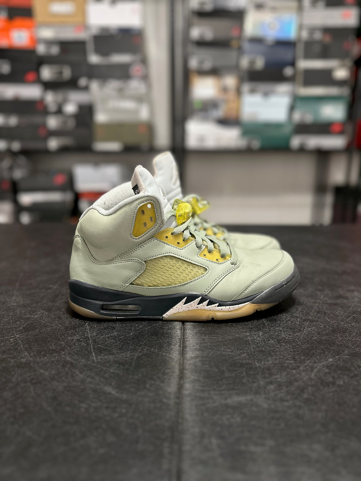 Size 9.5 - j5 Jade horizon