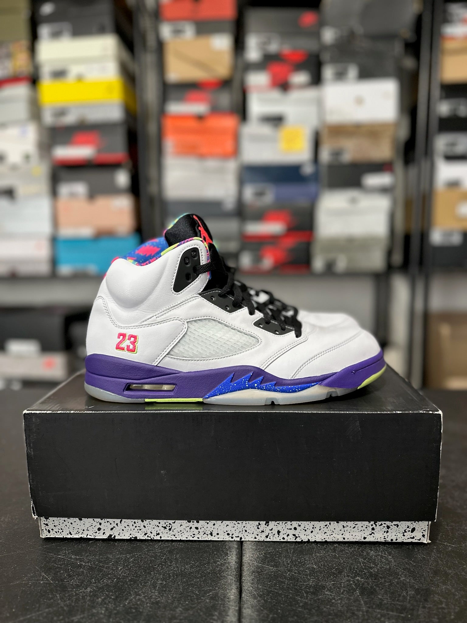 Size 11.5 - J5 Alternate Bel-Air