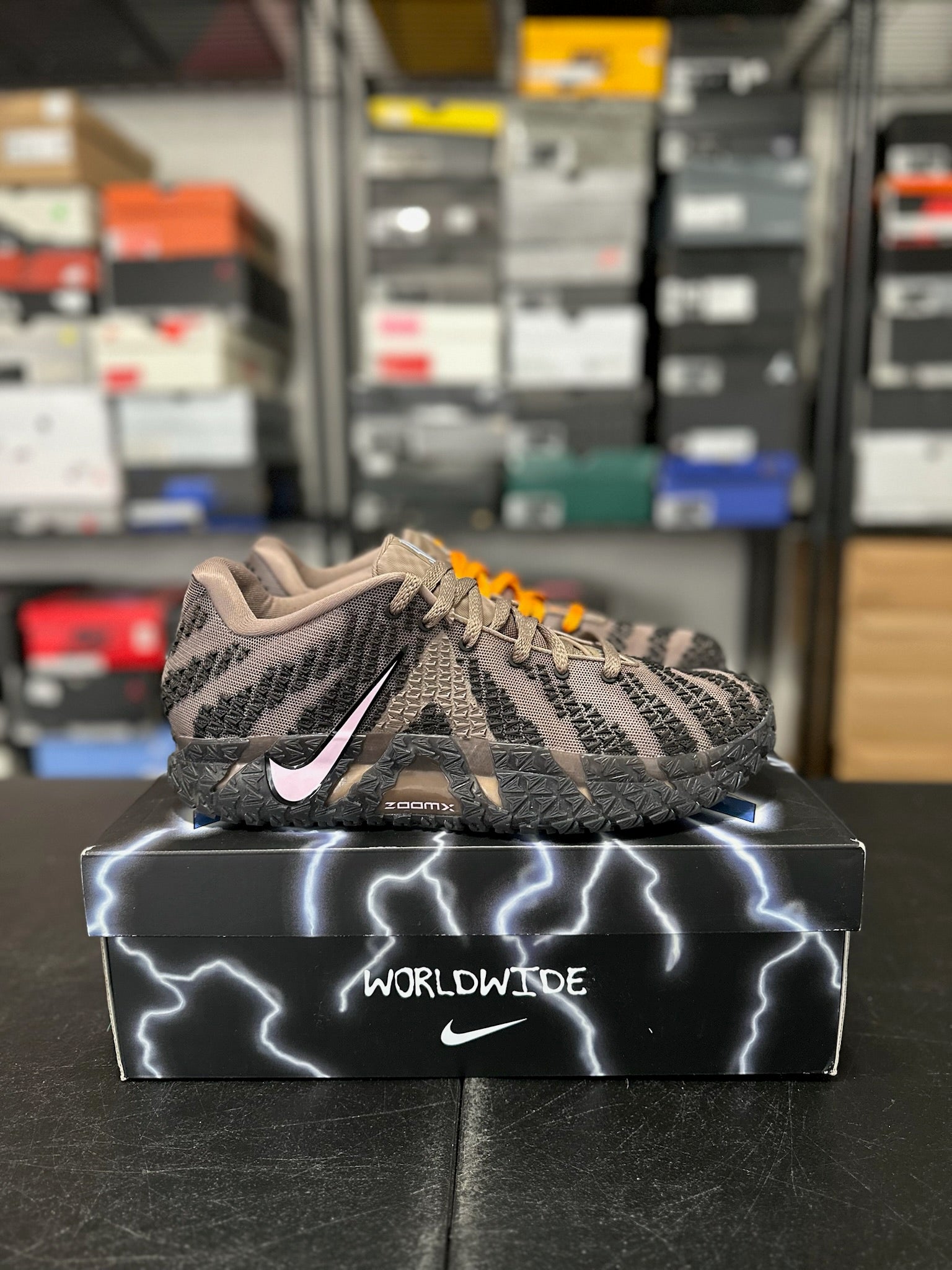 Size 12 - Ja 3 Showstopper