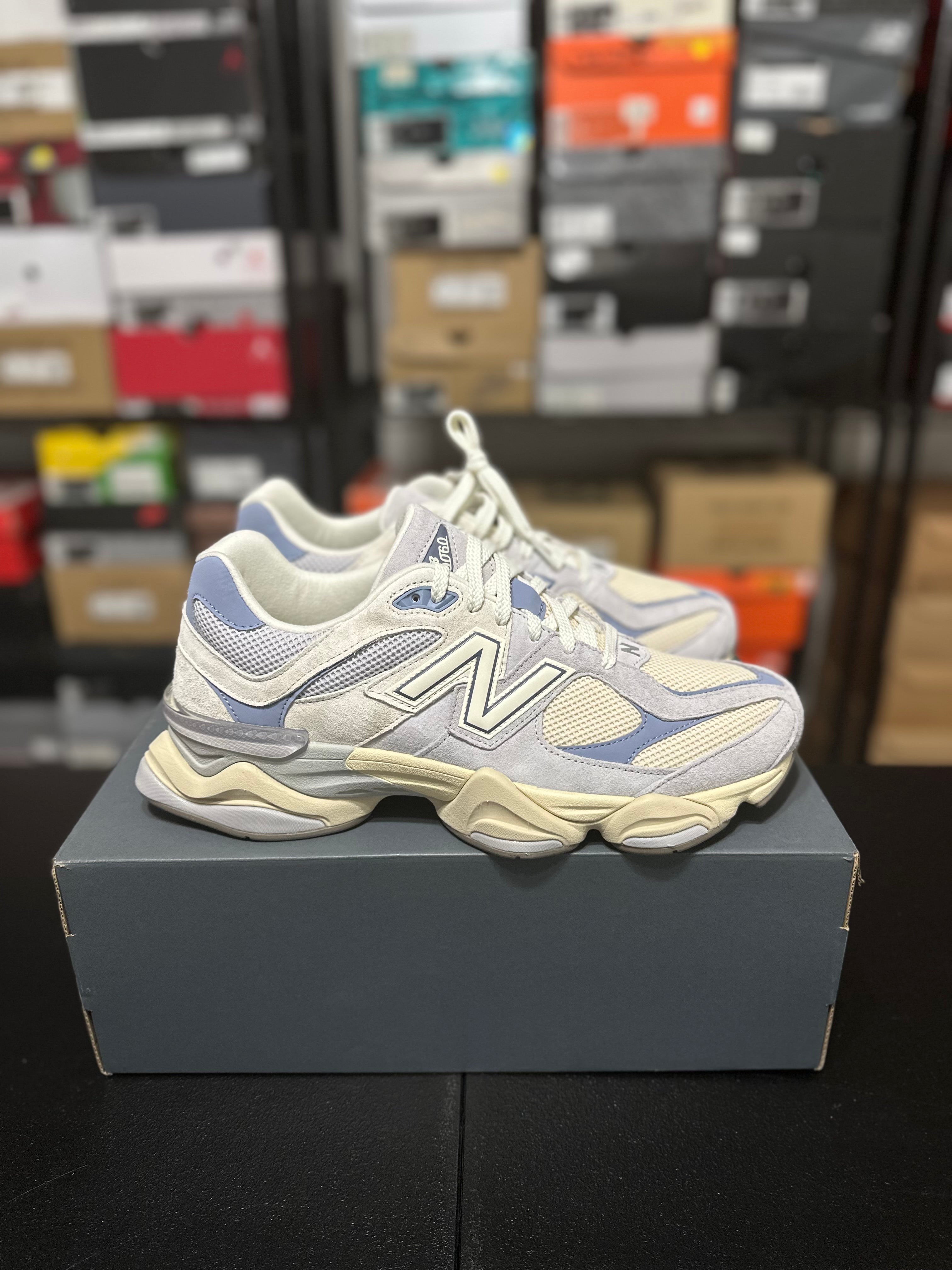 Size 12 - NB 9060 DS